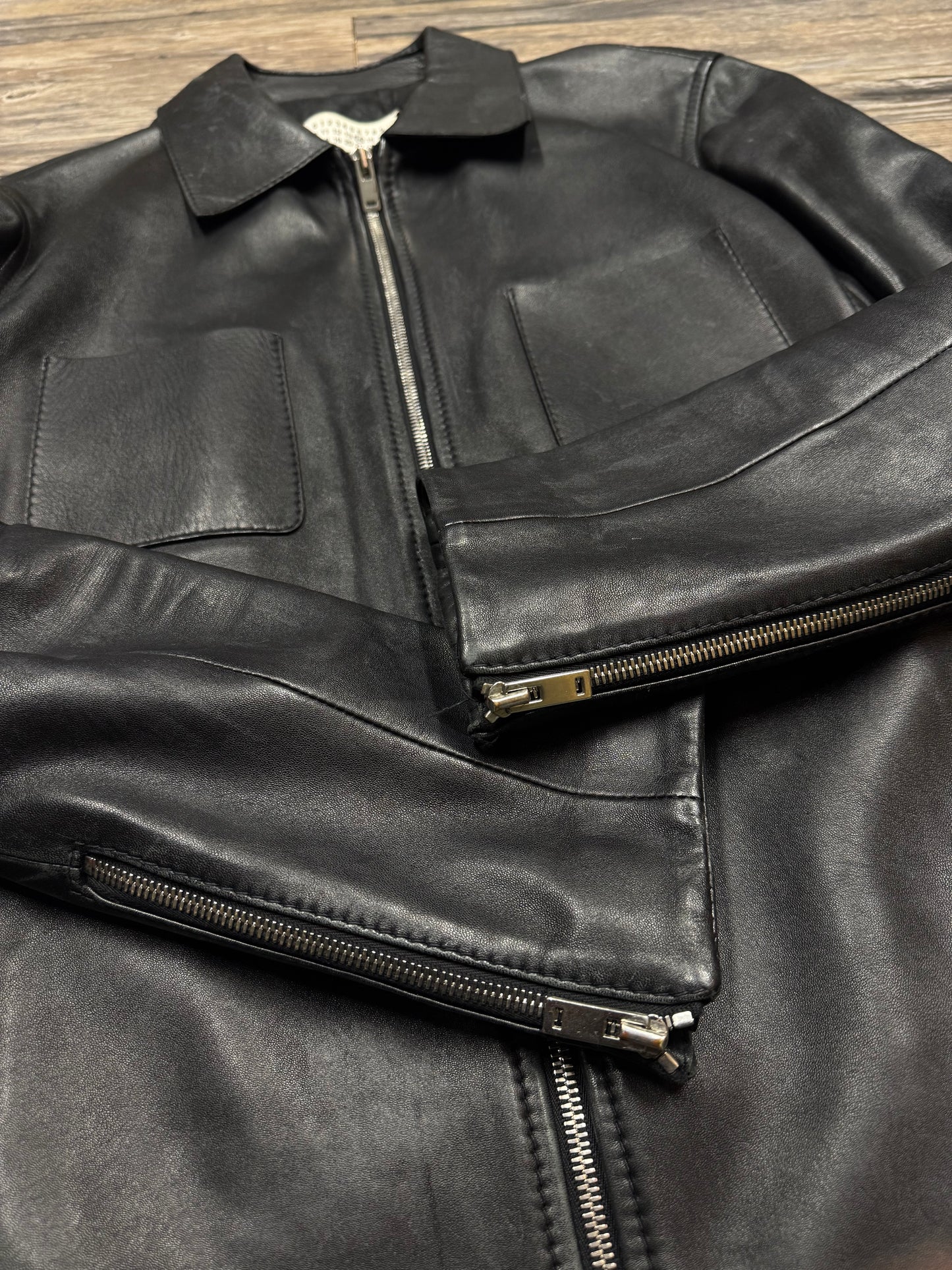 MAISON MARGIELA CALFSKIN LEATHER ZIPUP JACKET (M)