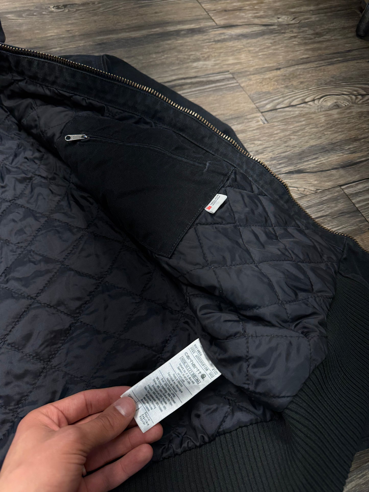 BLACK CARHARTT HOODED JACKET (L)