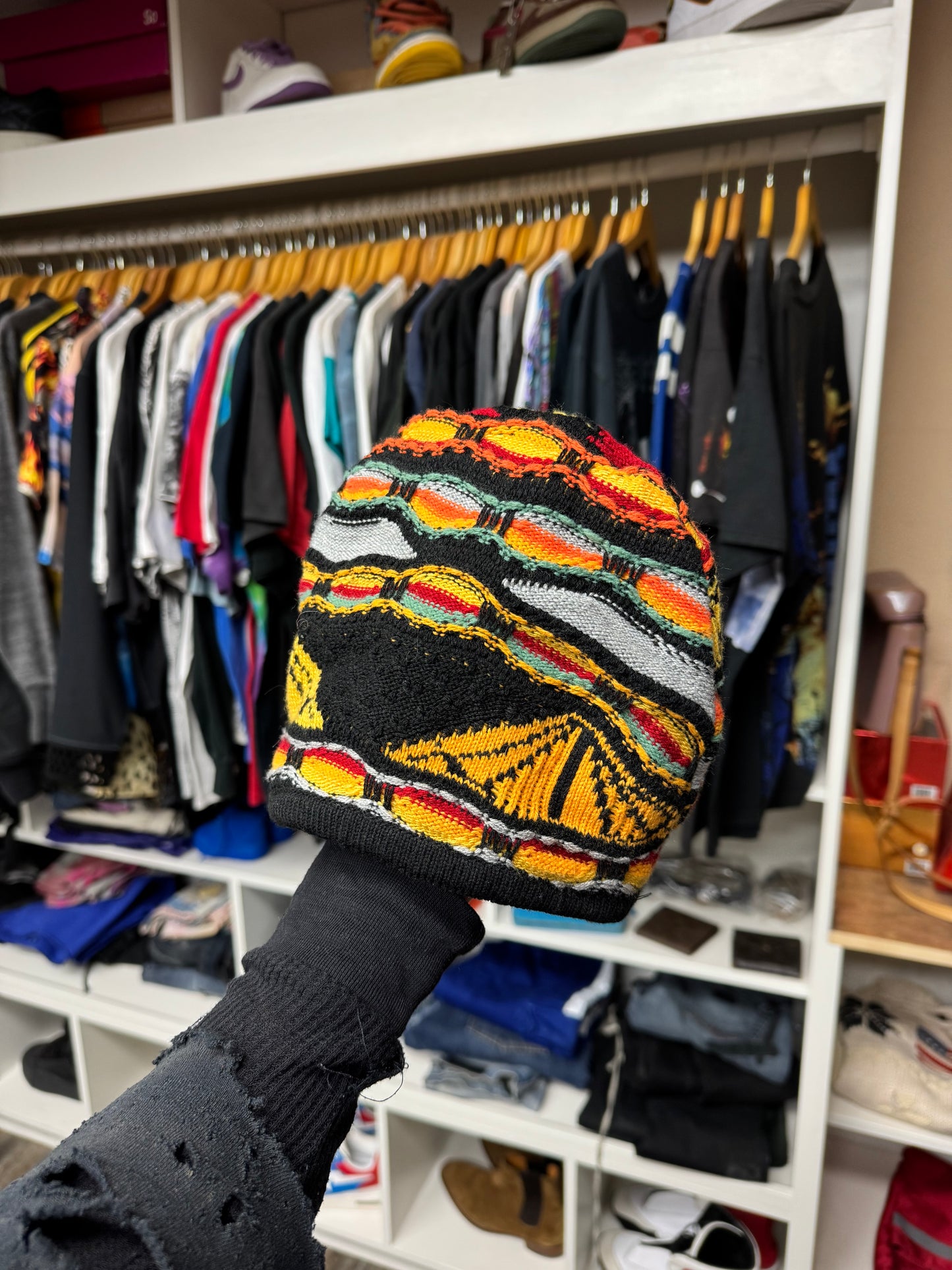 COOGI STYLE REVERSIBLE BEANIE (OS)