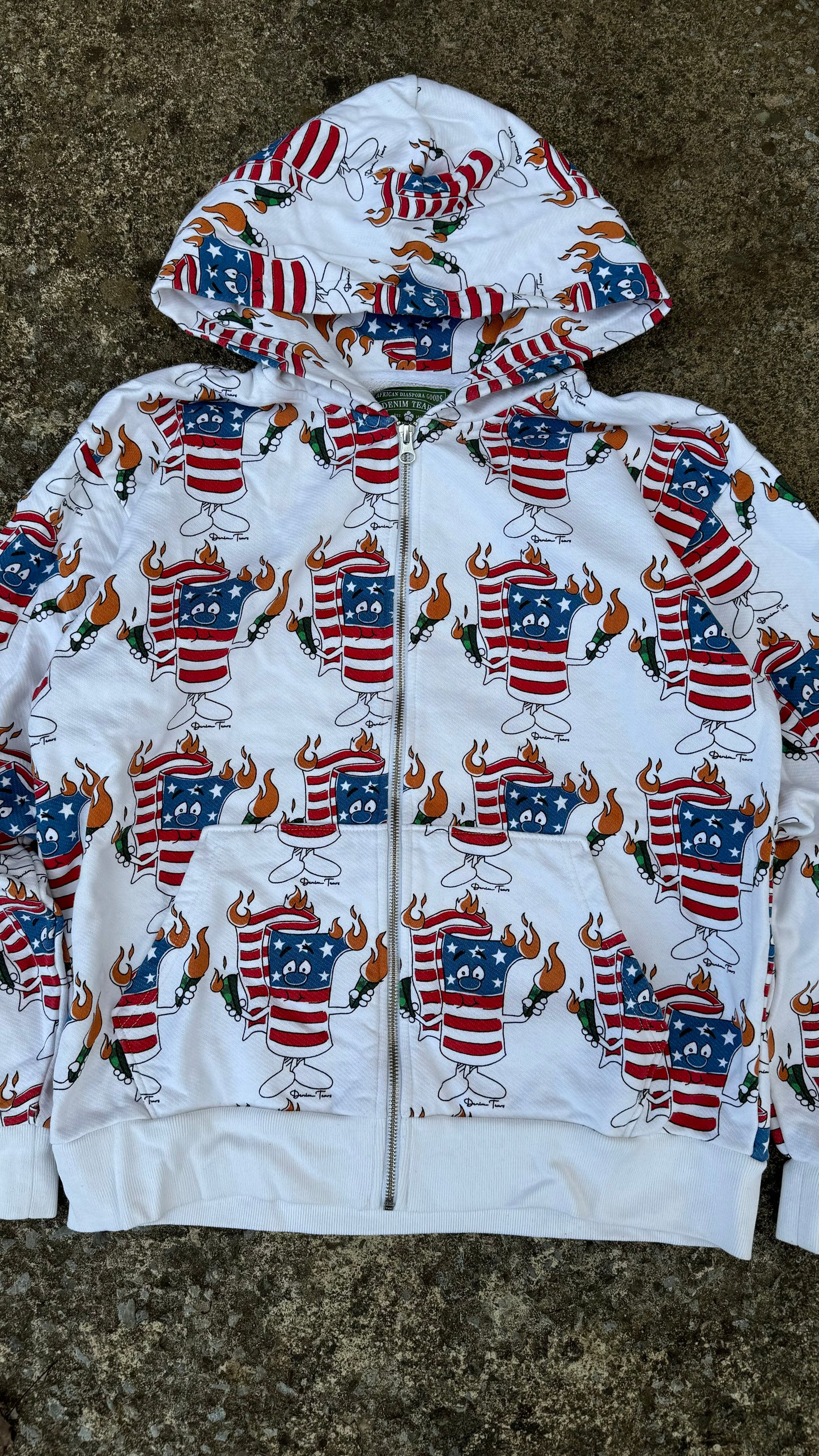 DENIM TEARS AMERICAN FLAG PRINT HOODIE (M)