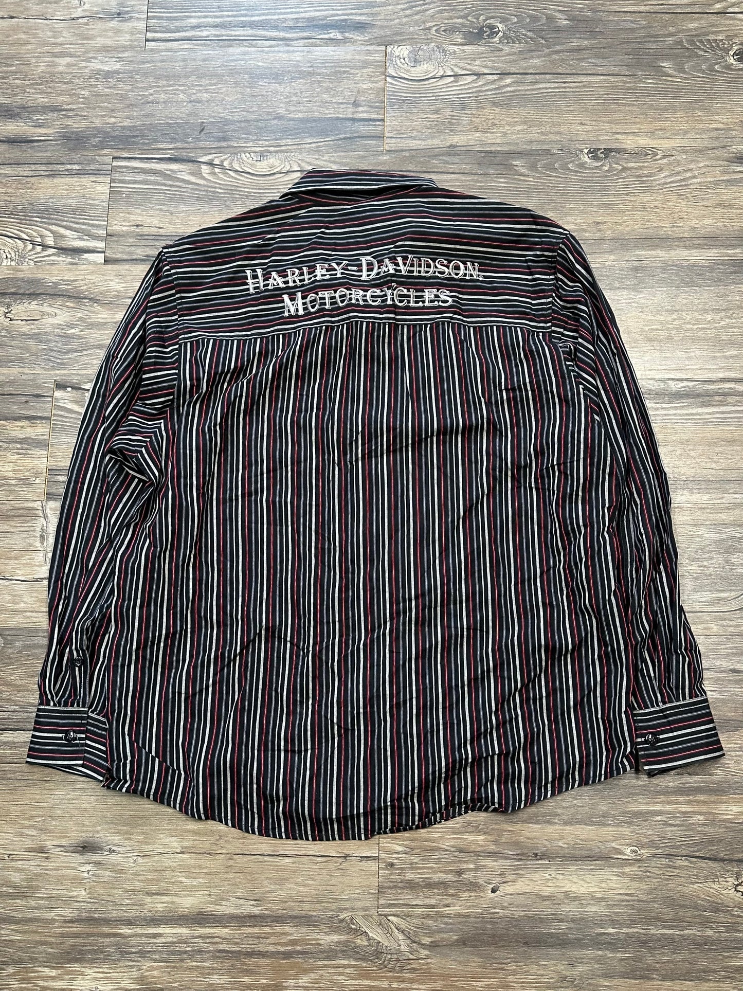 HARLEY DAVIDSON STRIPPED BUTTON UP (XL)
