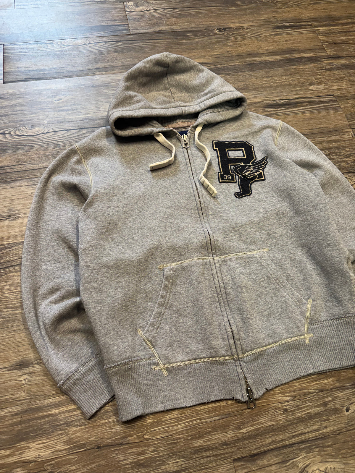 POLO RALPH LAUREN RUGBY VARSITY WING GRAPHIC HOODIE (L)