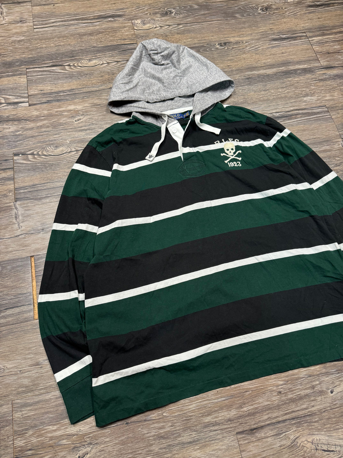 POLO RALPH LAUREN STRIPED R.L.F.C SKULL & CROSSBONES HENLEY HOODIE (XXL)