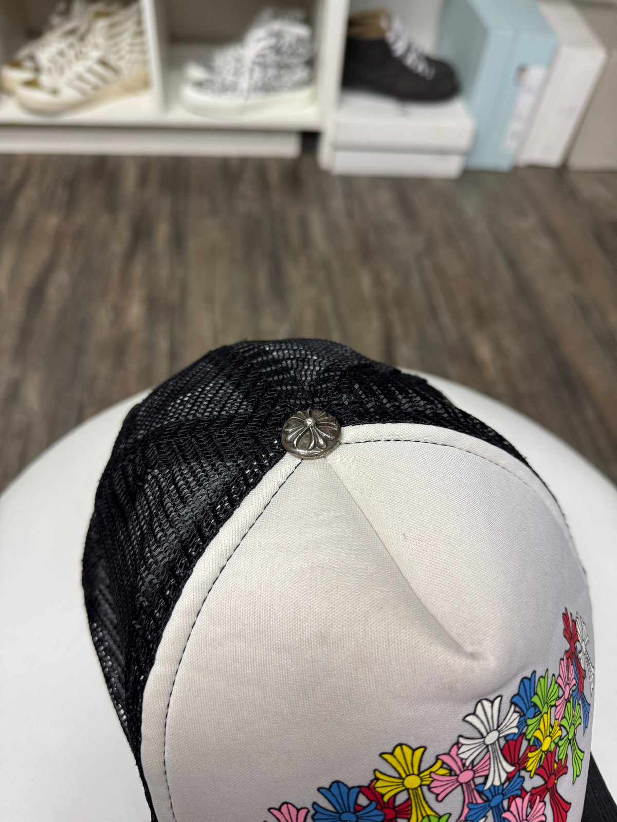 CHROME HEARTS RAINBOW MULTI CROSS TRUCKER HAT (OS)