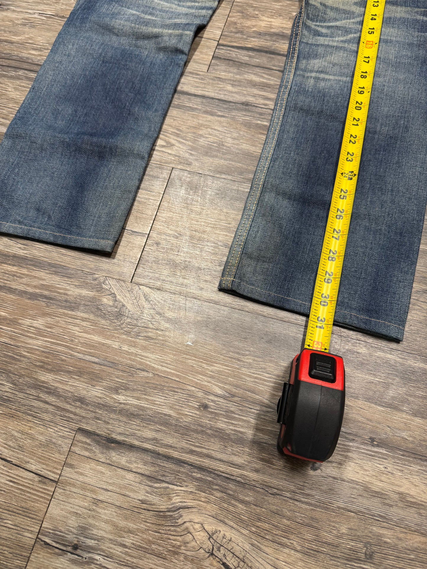 EDWINS SELVEDGE LIGHTWASH FADED JEANS (28)
