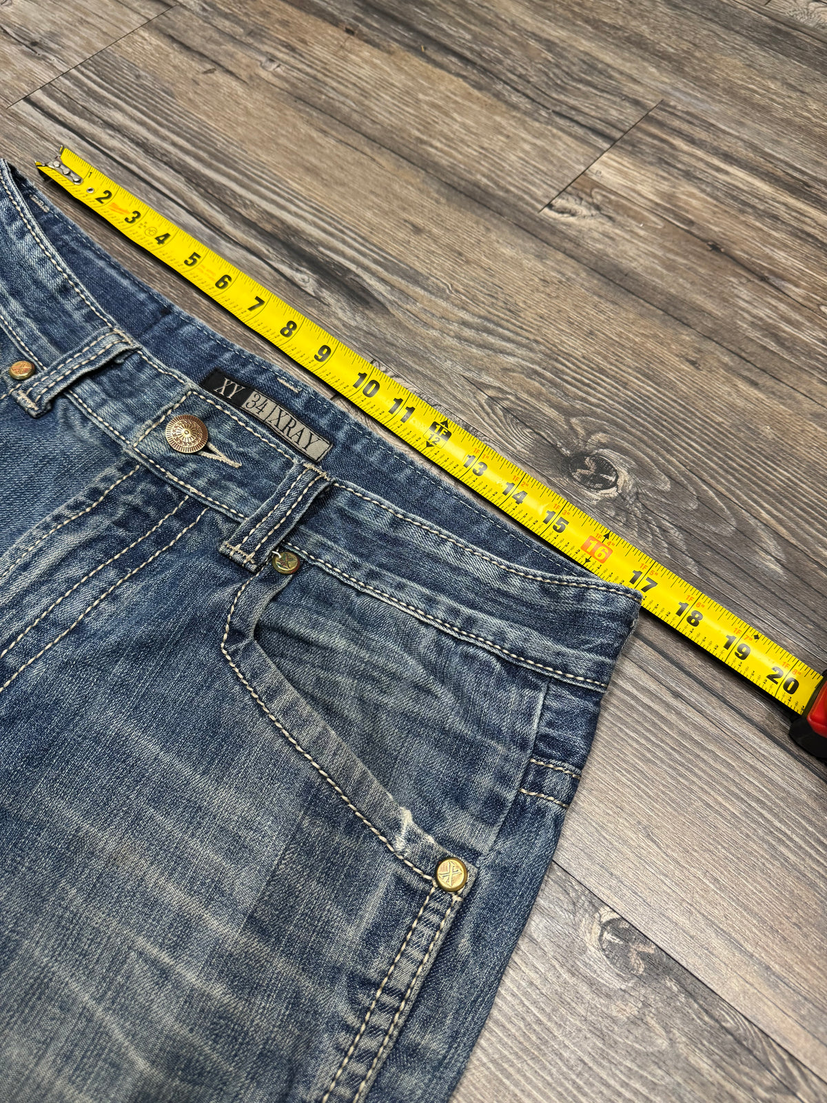 XRAY FADED & DISTRESSED BOOTCUT DENIM JEANS (34)