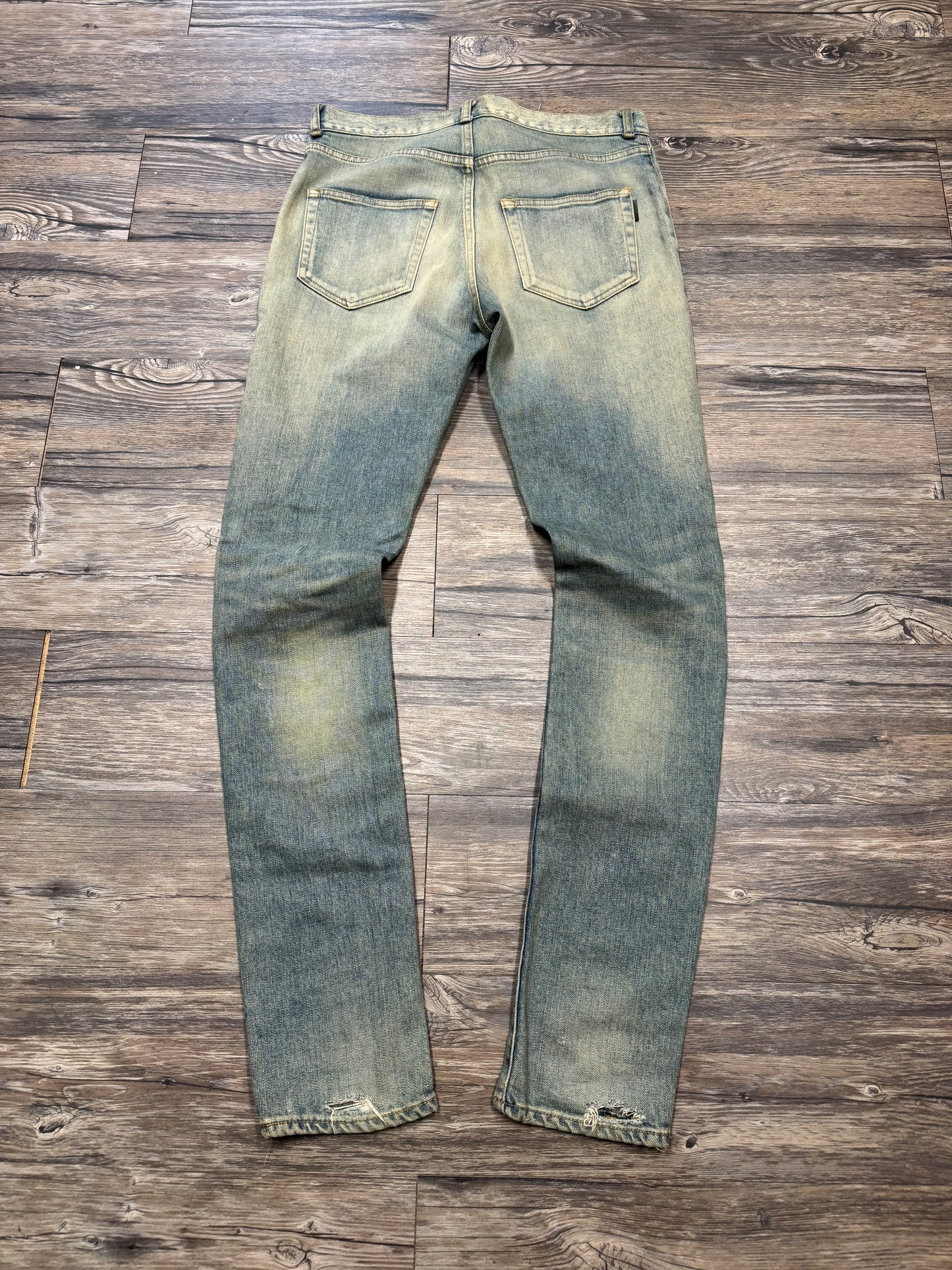 SAINT LAURENT PARIS ‘18 CRASH LIGHTWASH JEANS (28)