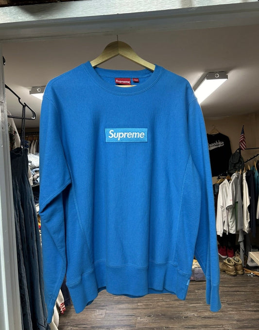 SUPREME BLUE BOGO CREWNECK (MEDIUM)