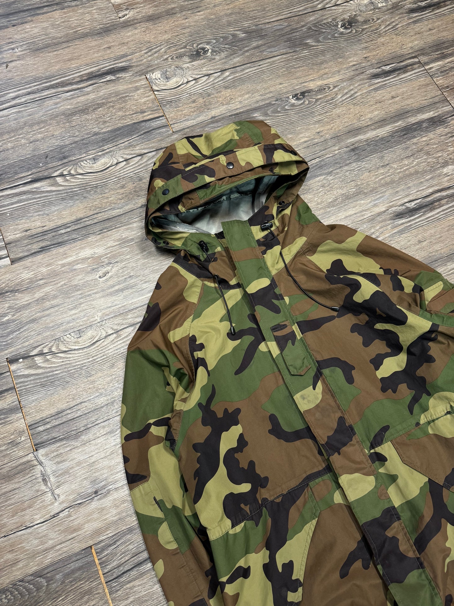 SUPREME ARABIC CAMO ANORAK (S)