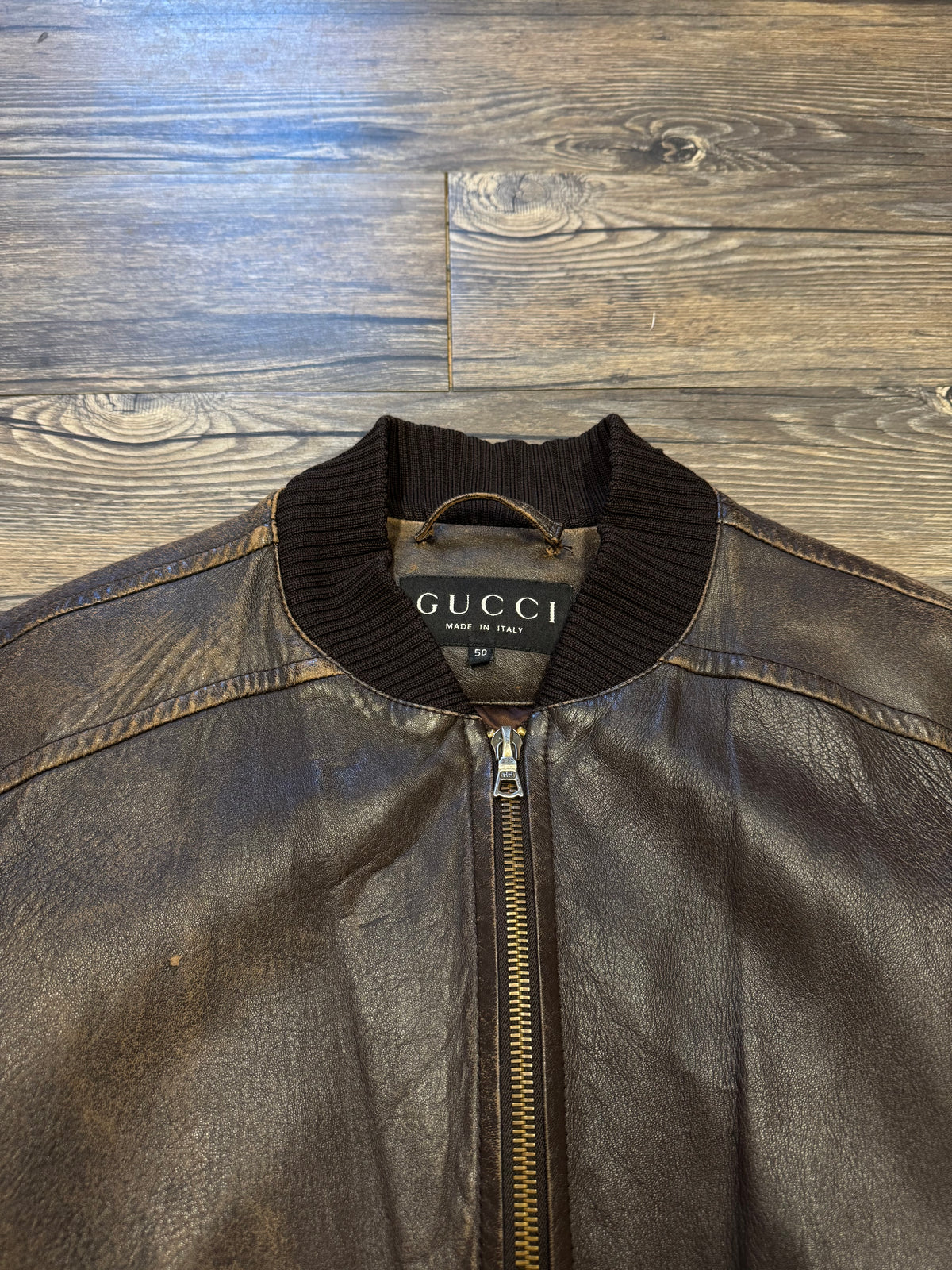 2000’s GUCCI TOM FORD LEATHER BOMBER JACKET (M)