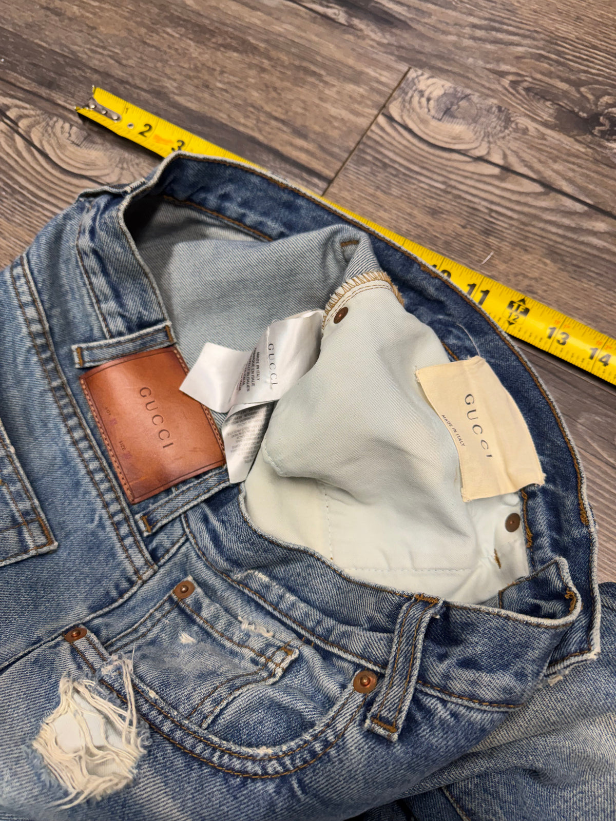 GUCCI BOOTCUT DISTRESSED FOLDED DENIM JEANS (30)