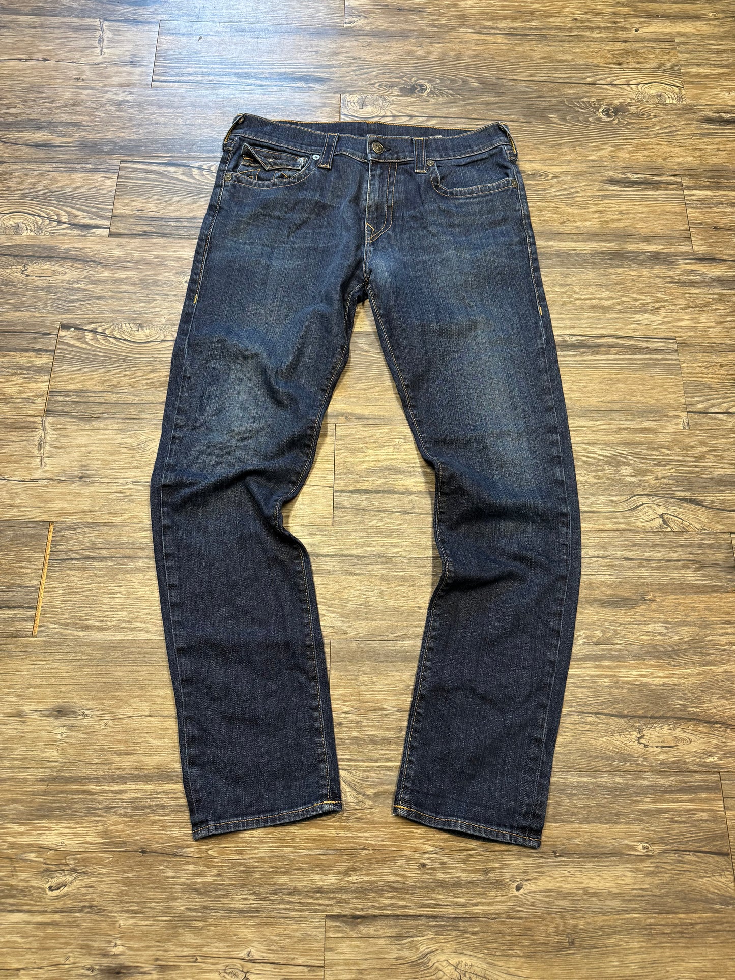 TRUE RELIGION VINTAGE STRAIGHT LEG FLAP DENIM (34)
