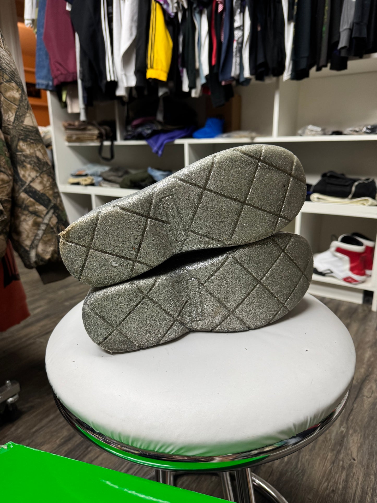 BOTTEGA VENETA GLITTER PUDDLE BOOTS (10.5)