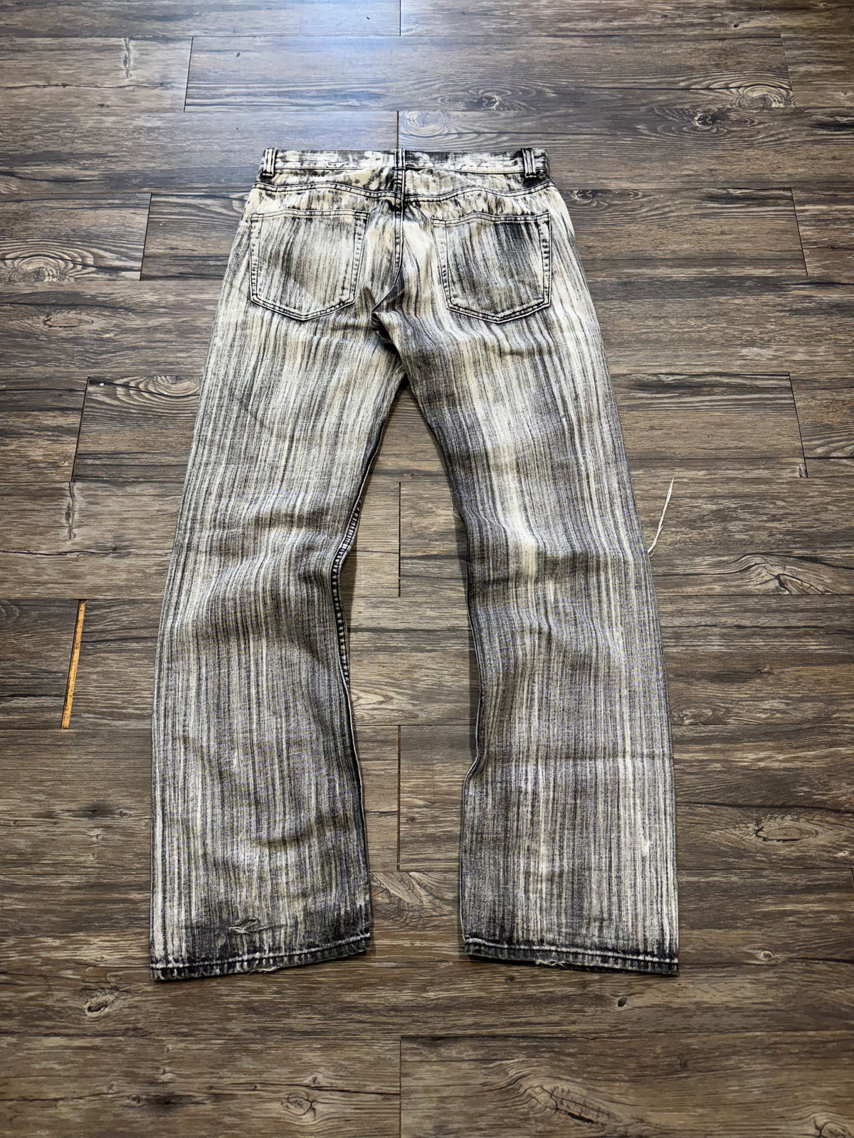 SEMANTIC DESIGN DISTRESSED SKULL PRINT JEANS (30)