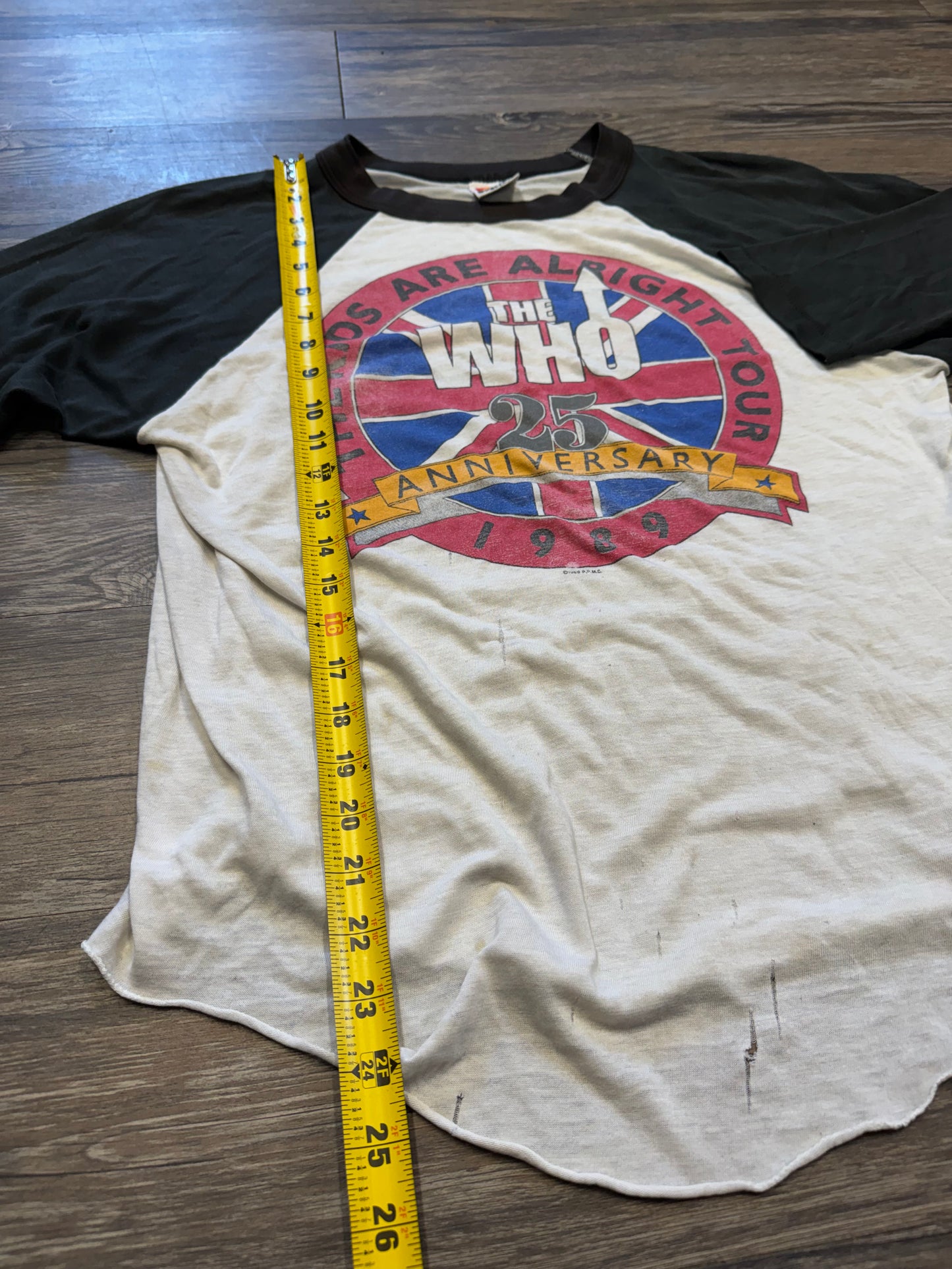 VINTAGE 1989 THE WHO 25TH ANNIVERSARY BASEBALL T-SHIRT