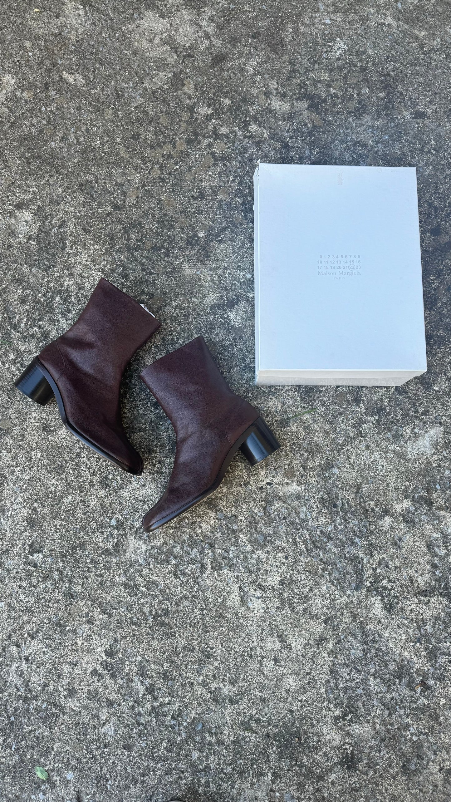 MAISON MARGIELA TABI (44)