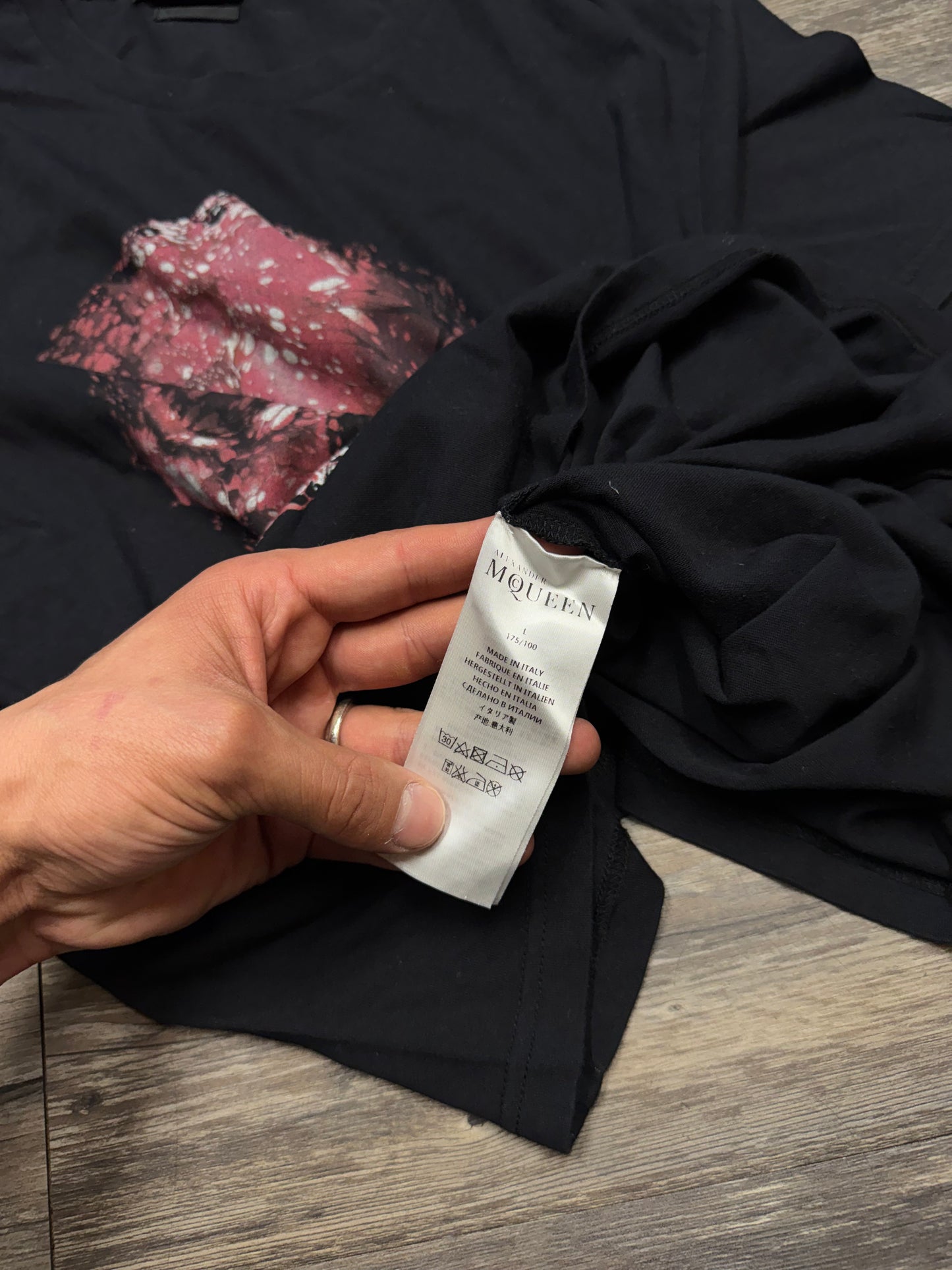ALEXANDER MCQUEEN STRIKE RED SKULL T-SHIRT (L)