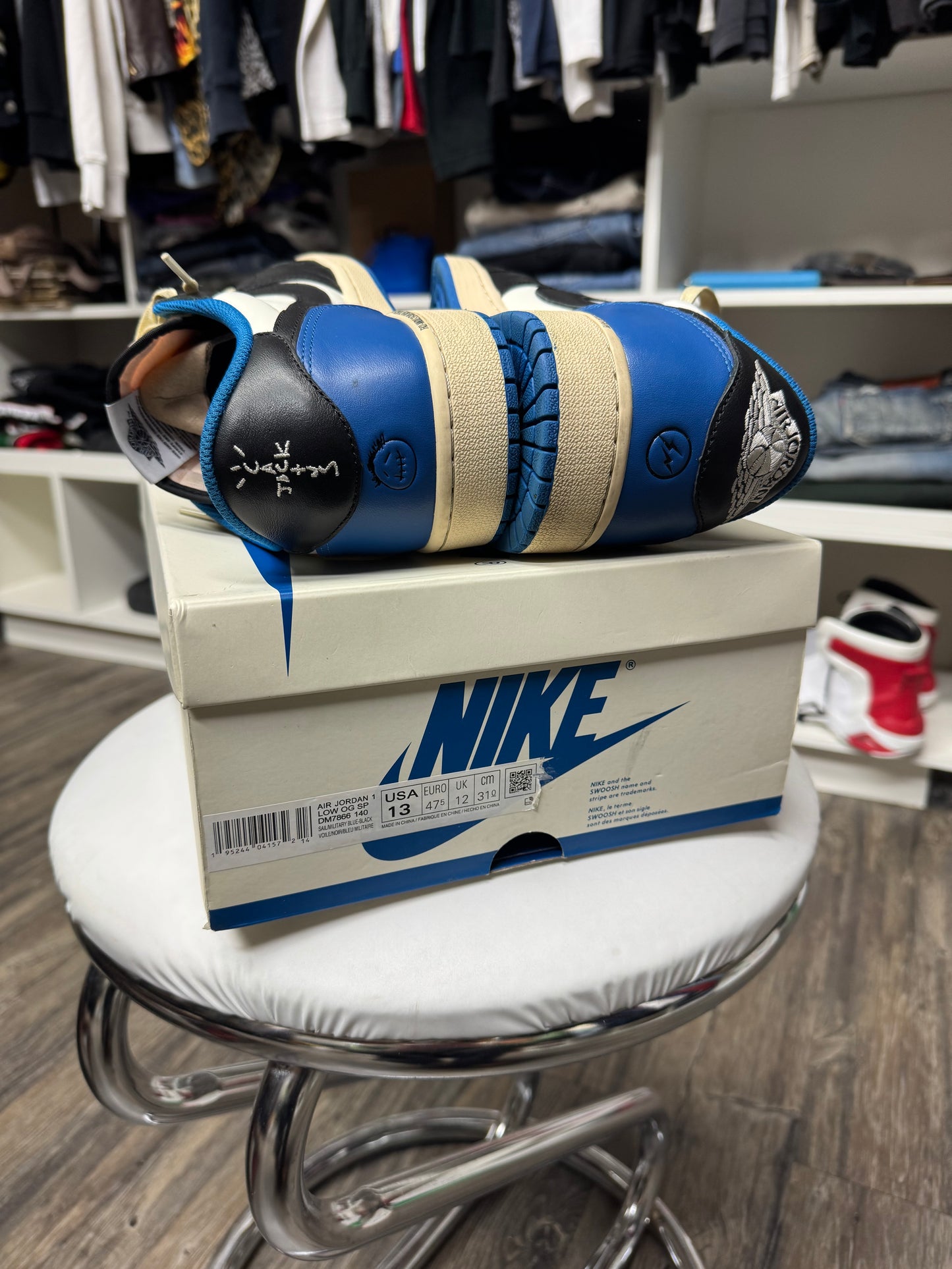 JORDAN 1 LOW TRAVIS SCOTT X FRAGMENTS (13)