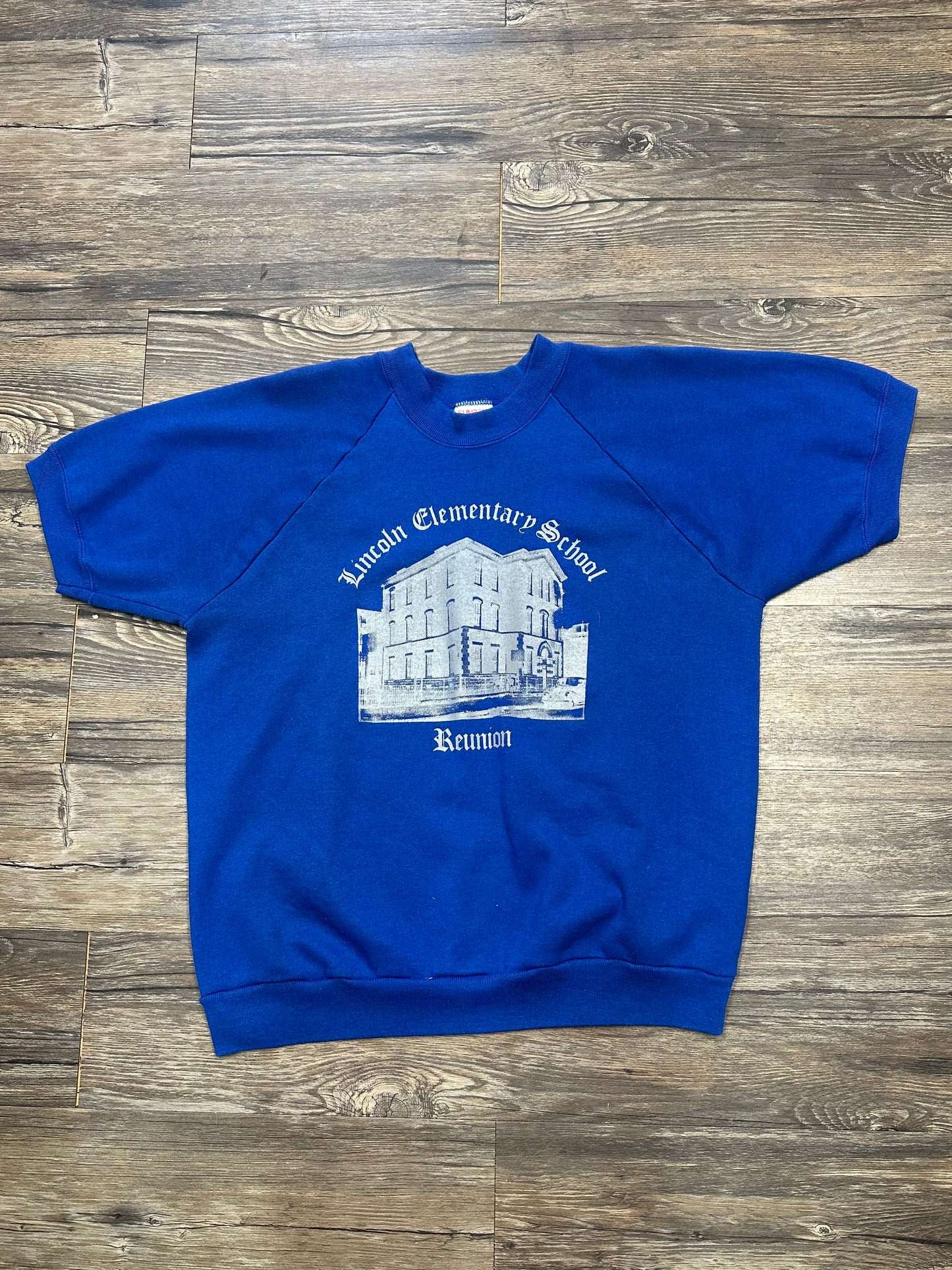 VINTAGE LINCOLN ELEMENTARY SCHOOL SHORT SLEEVE SHIRT (LARGE)