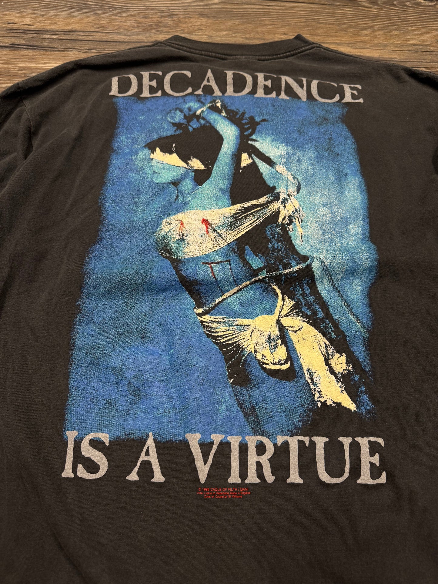 CRADLE OF ‘FILTH DECADENCE IS A VIRTUE’ FADED BOXY LONGSLEEVE (L)