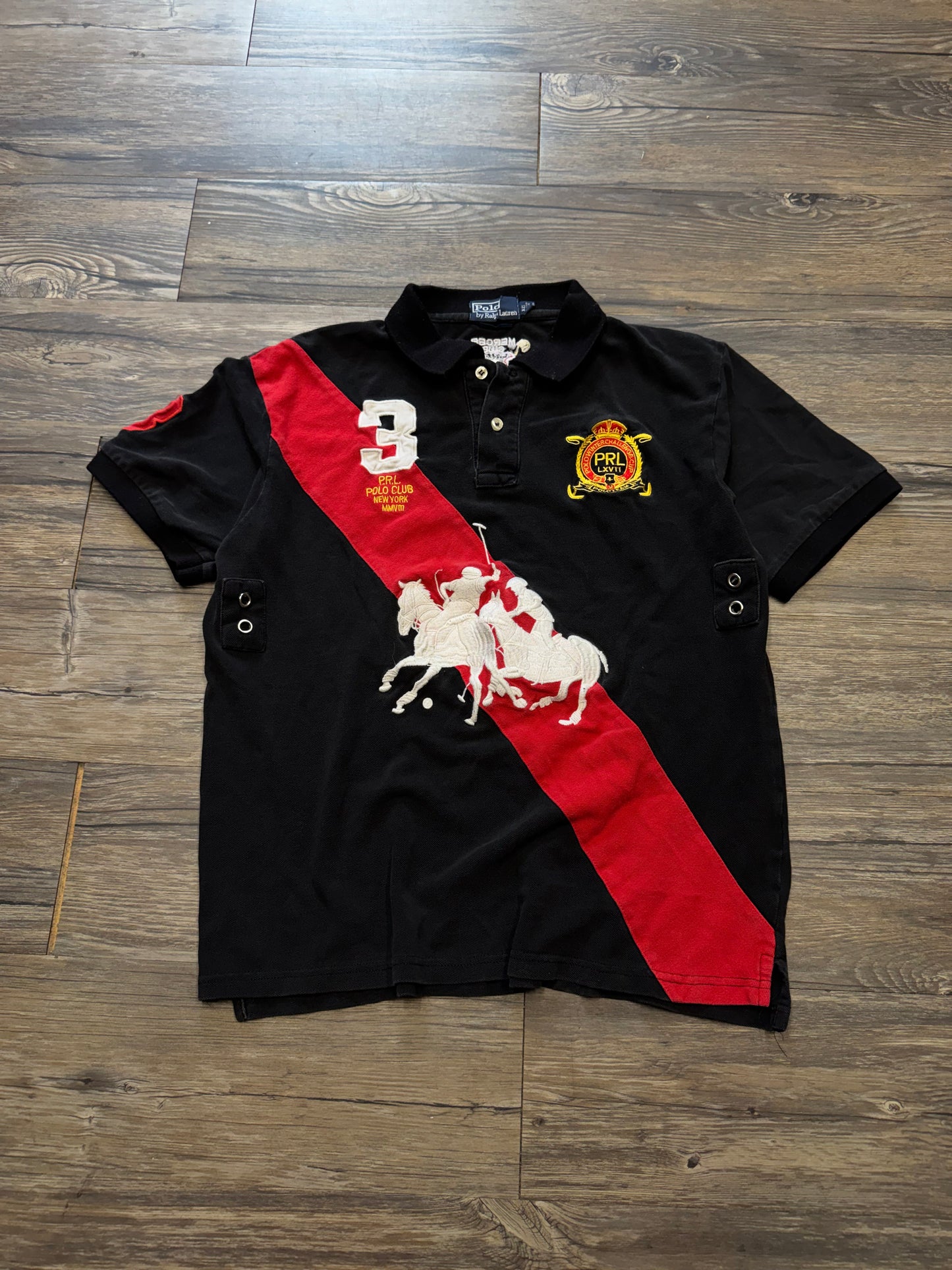 POLO RALPH LAUREN MERCER CLUB STAMPED STRIPER CREST T-SHIRT (M)