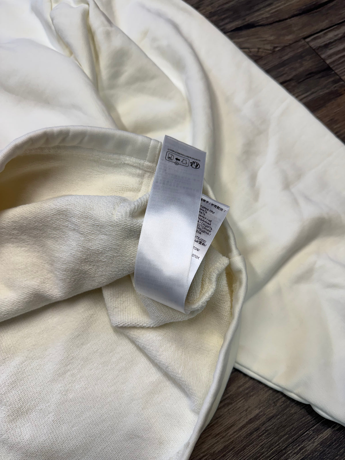 BALENCIAGA CHAMPS CREAM BOXY HOODIE (3)