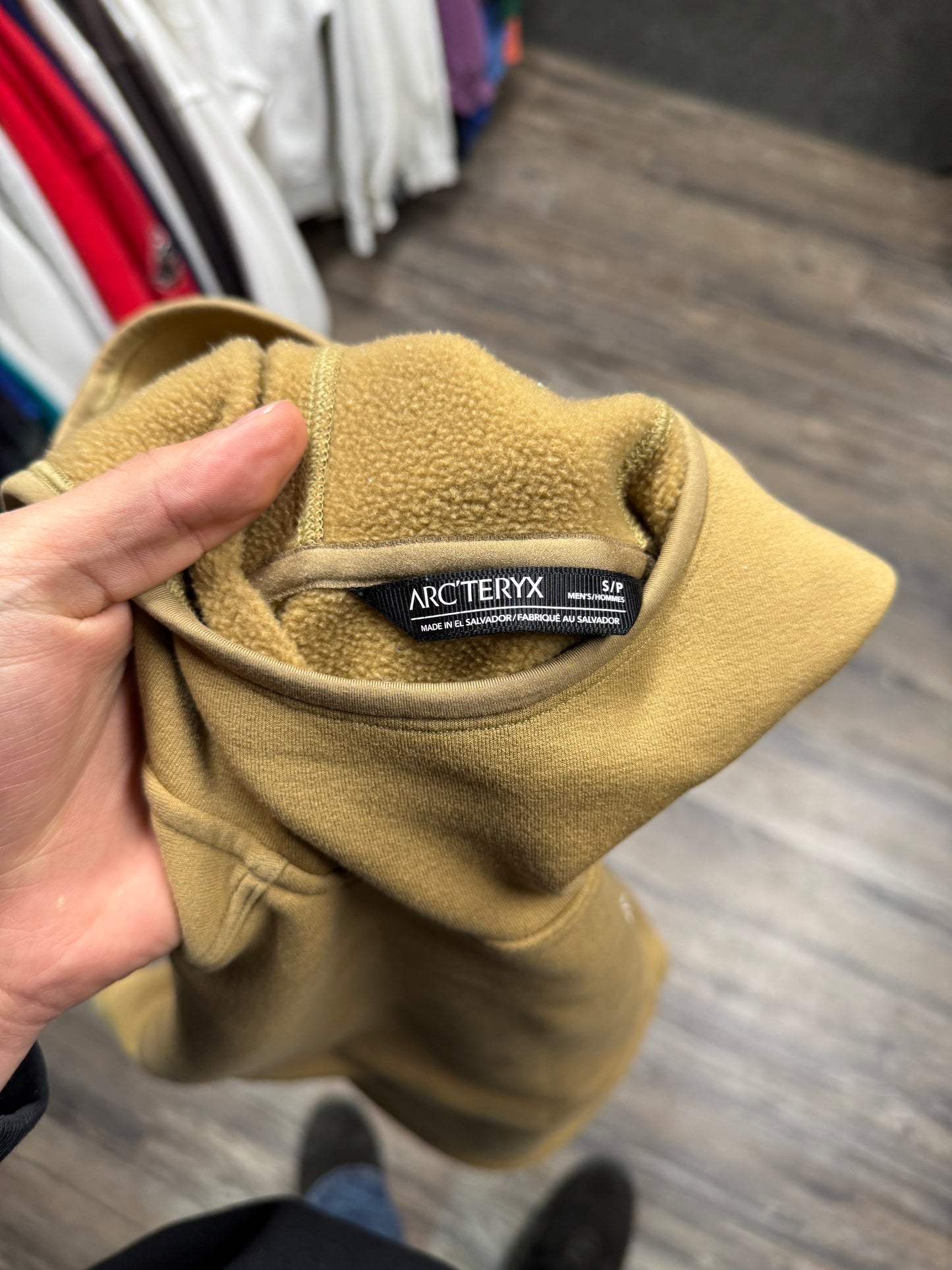 ARCTERYX TECH FLEECE TAN (S)