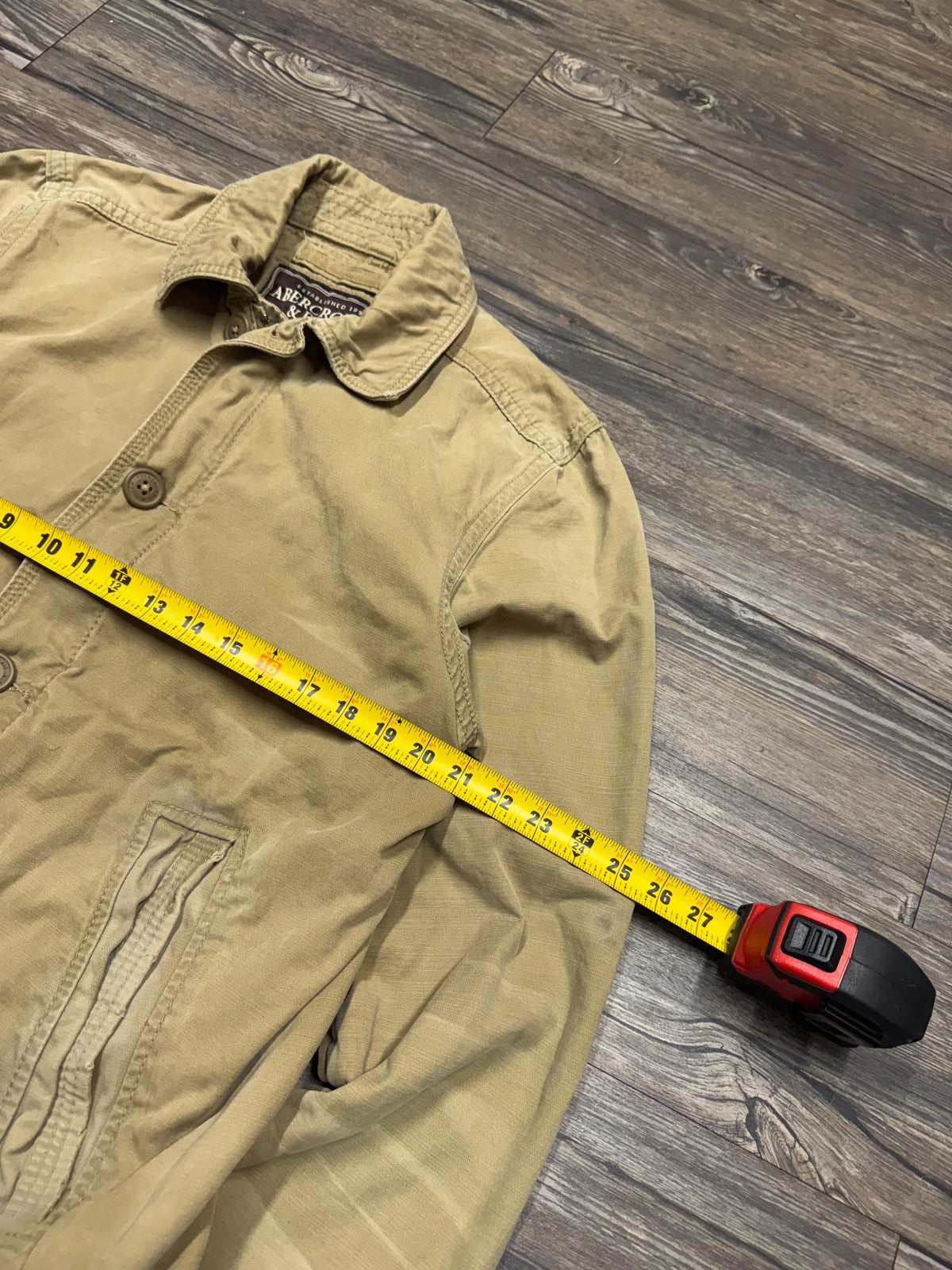 ABERCROMBIE & FITCH DISTRESSED WAKELY CARGO JACKET (L)