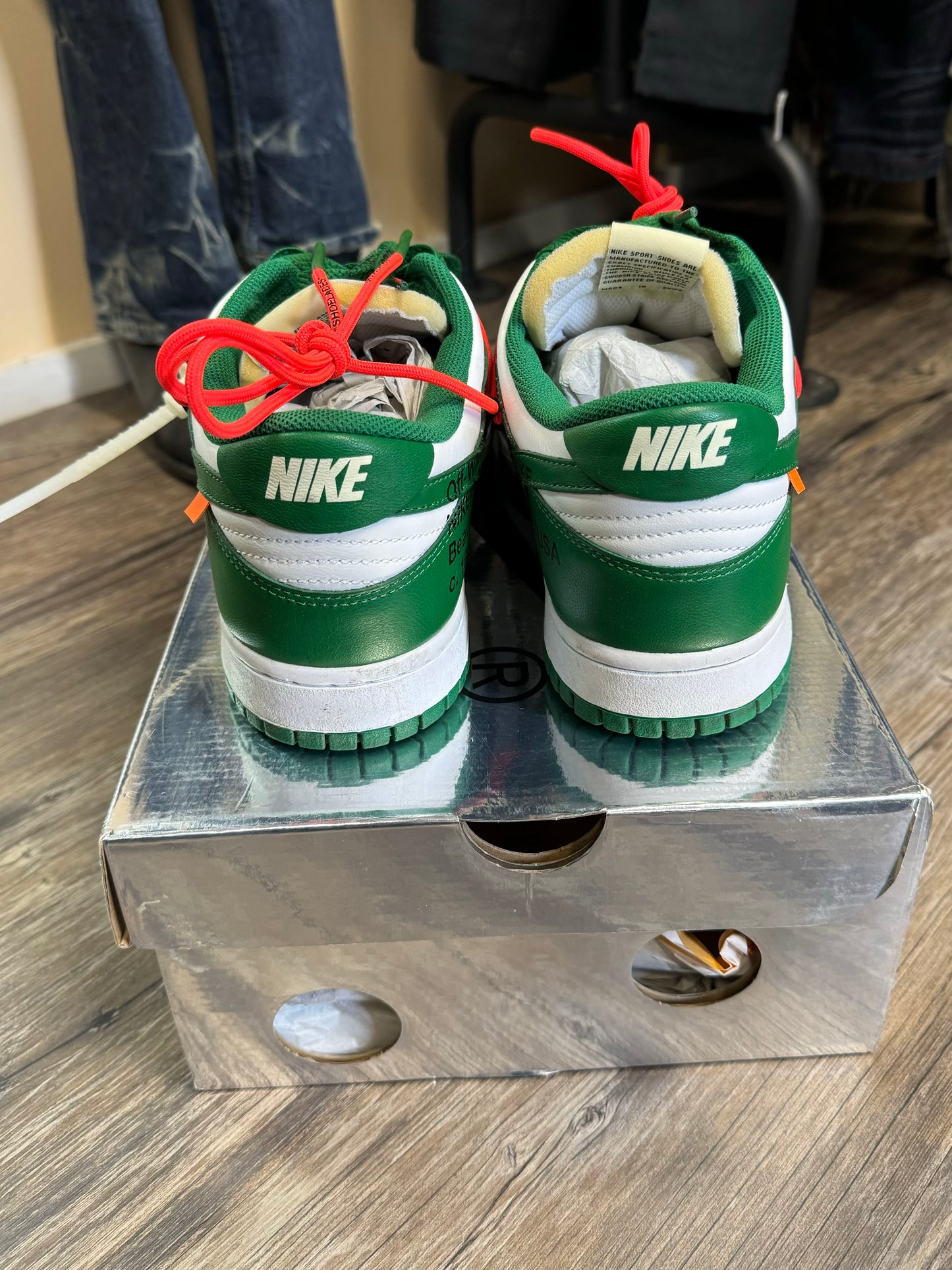 OFF WHITE DUNK PINE (10.5)