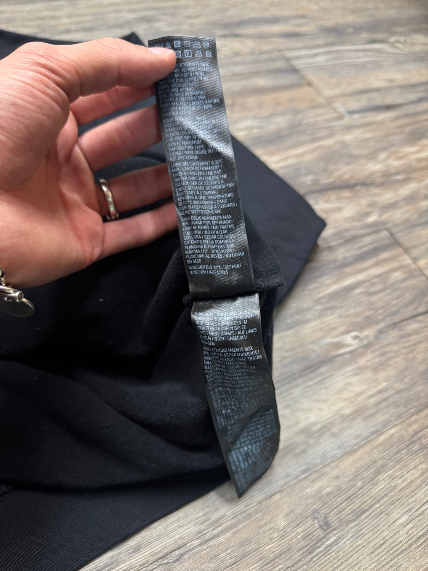 BALENCIAGA BLACK NEW YORK LOGO HOODIE (L)