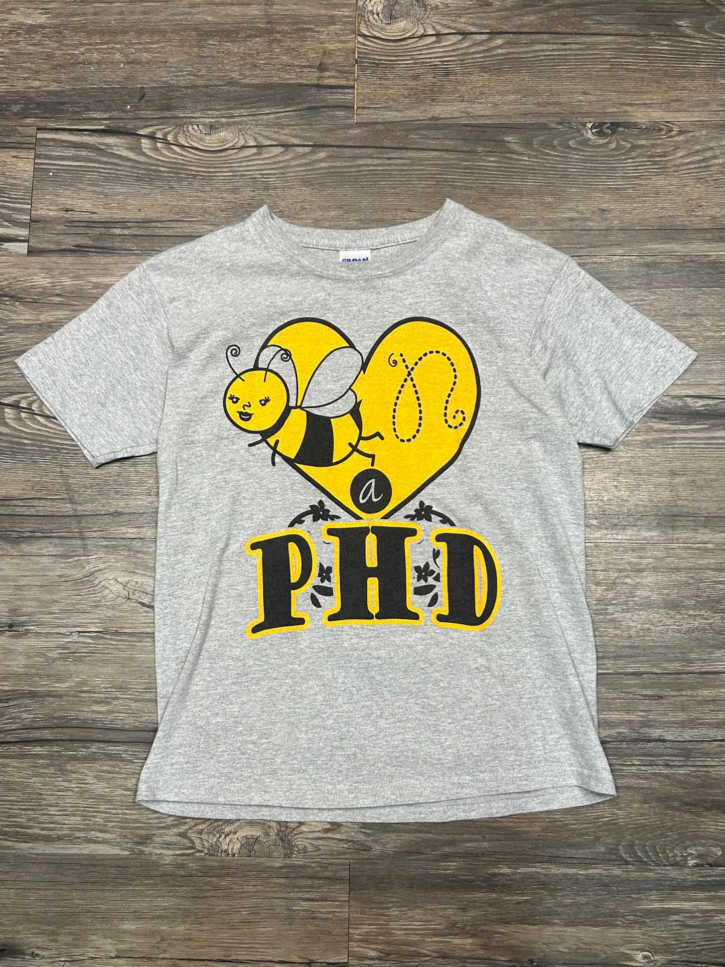 FUNNY P.H.D BEE GRAPHIC T-SHIRT (MEDIUM)