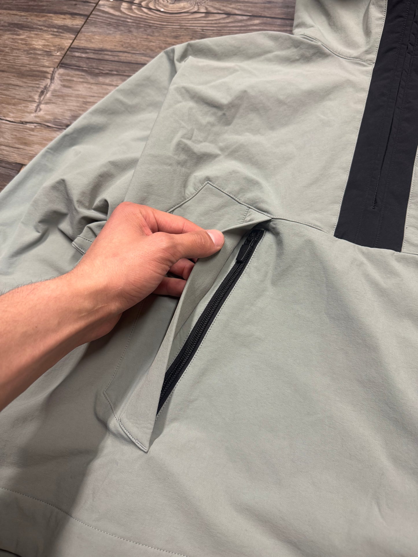 KIKO KOSTADINOV X ASICS WINDBREAKER (S)