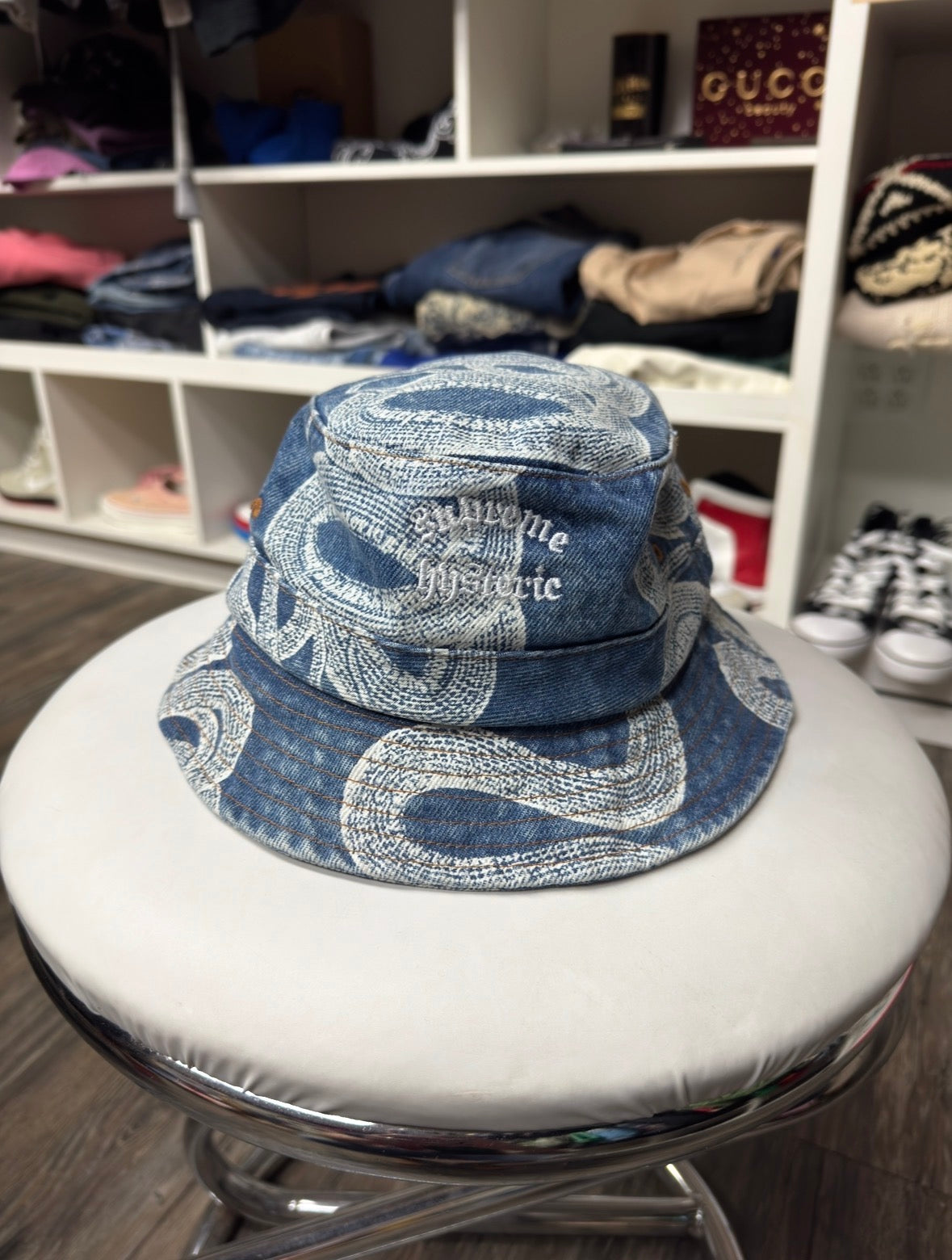 HYSTERIC GLAMOUR X SUPREME SNAKEPRINT BUCKET HAT (OS)
