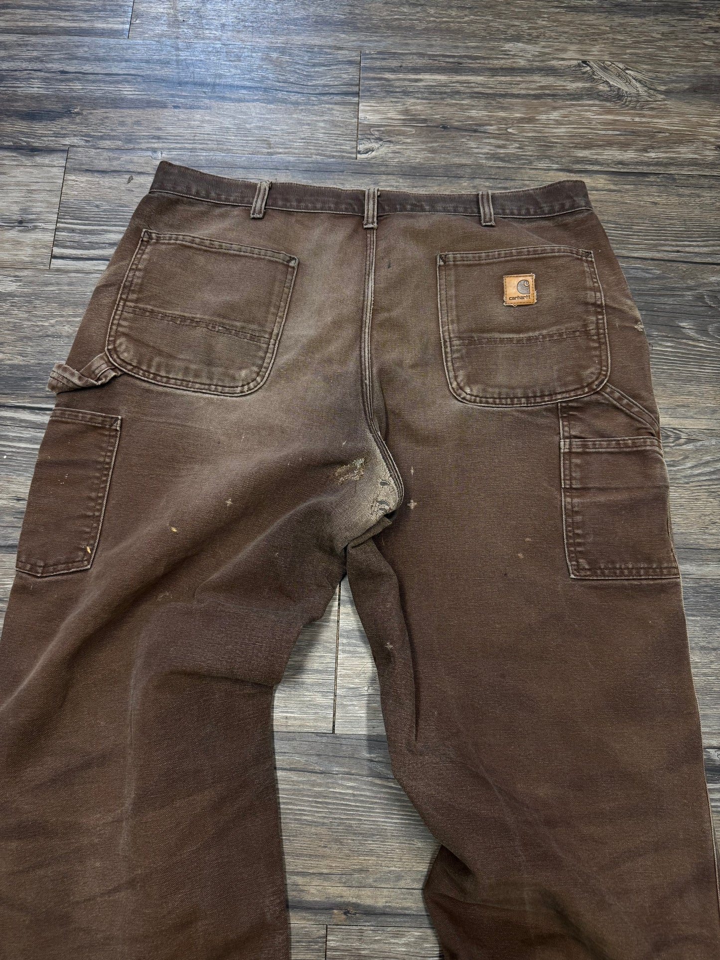 MOCHA CARHARTT DISTRESSED BAGGY CARPENTER PANTS (36x32)