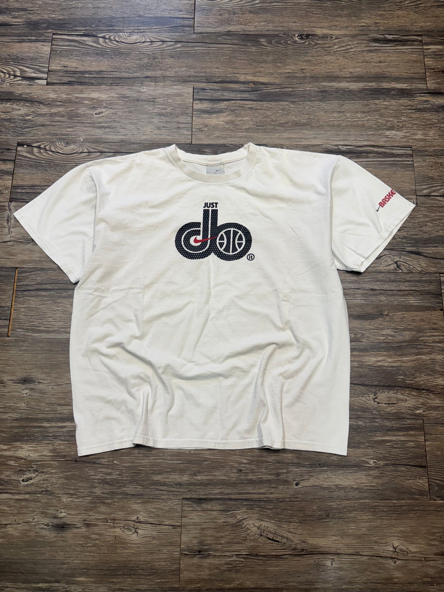 Y2K NIKE BASKETBALL 'DO' TEE (XL)