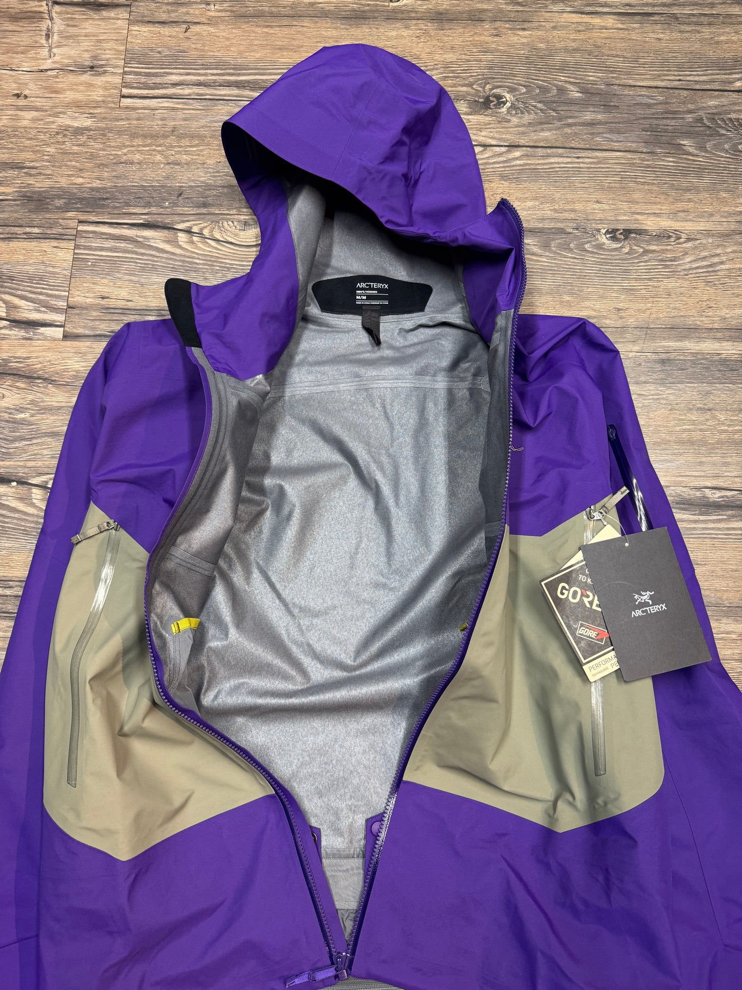 PURPLE ARCTERYX ZIP-UP JACKET (MEDIUM)