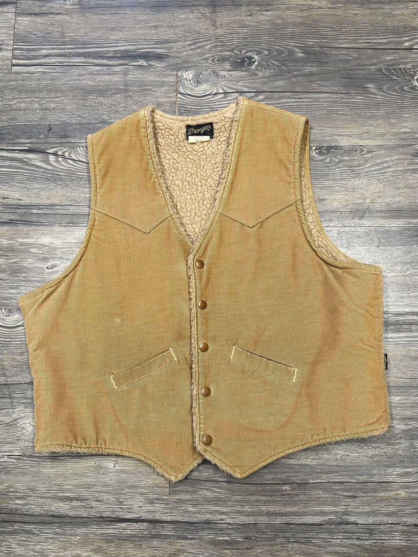 RARE WRANGLER BUTTON UP VEST (LARGE/XL)