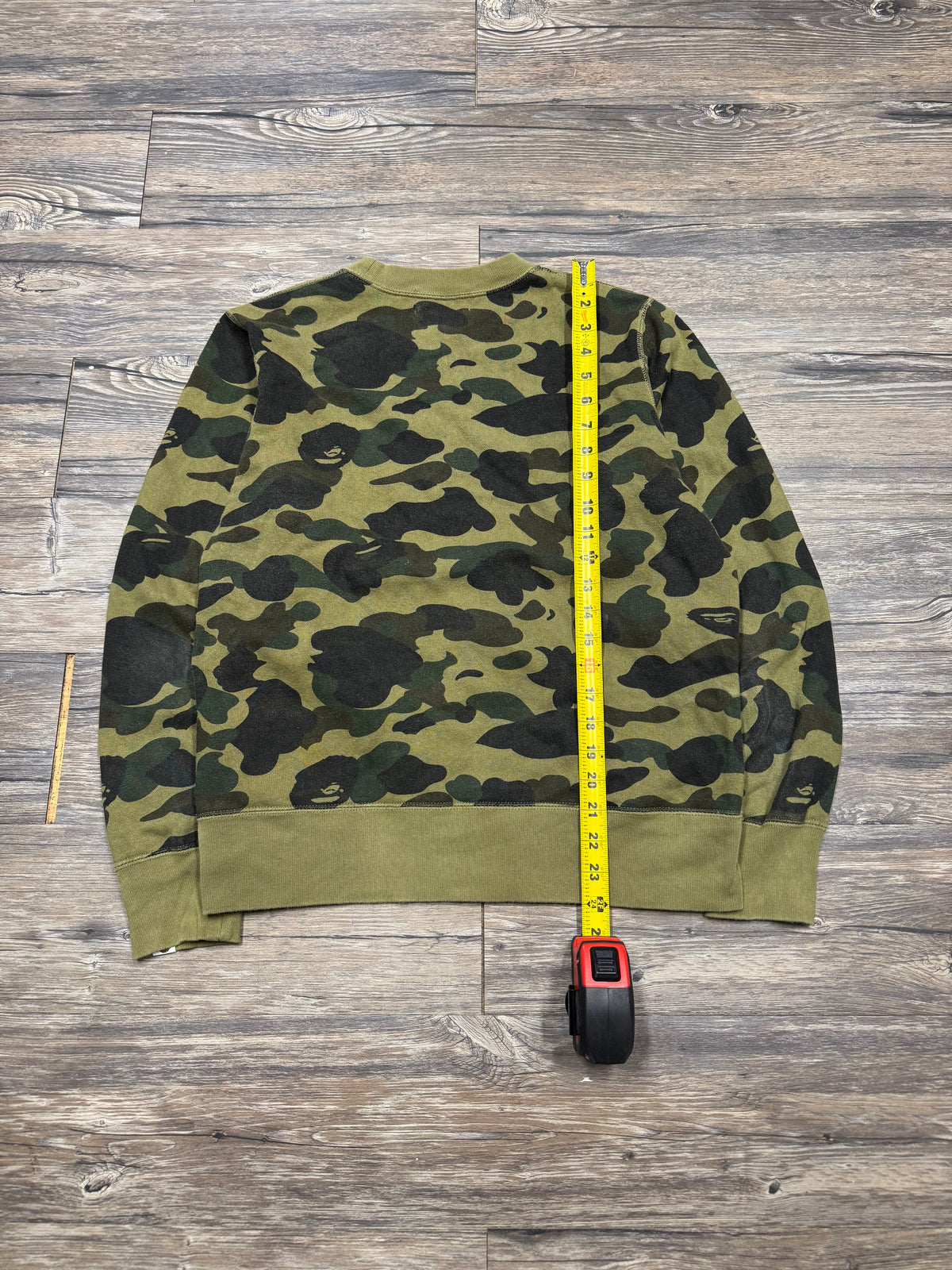 BAPE CLASSIC CAMO CREWNECK (M)