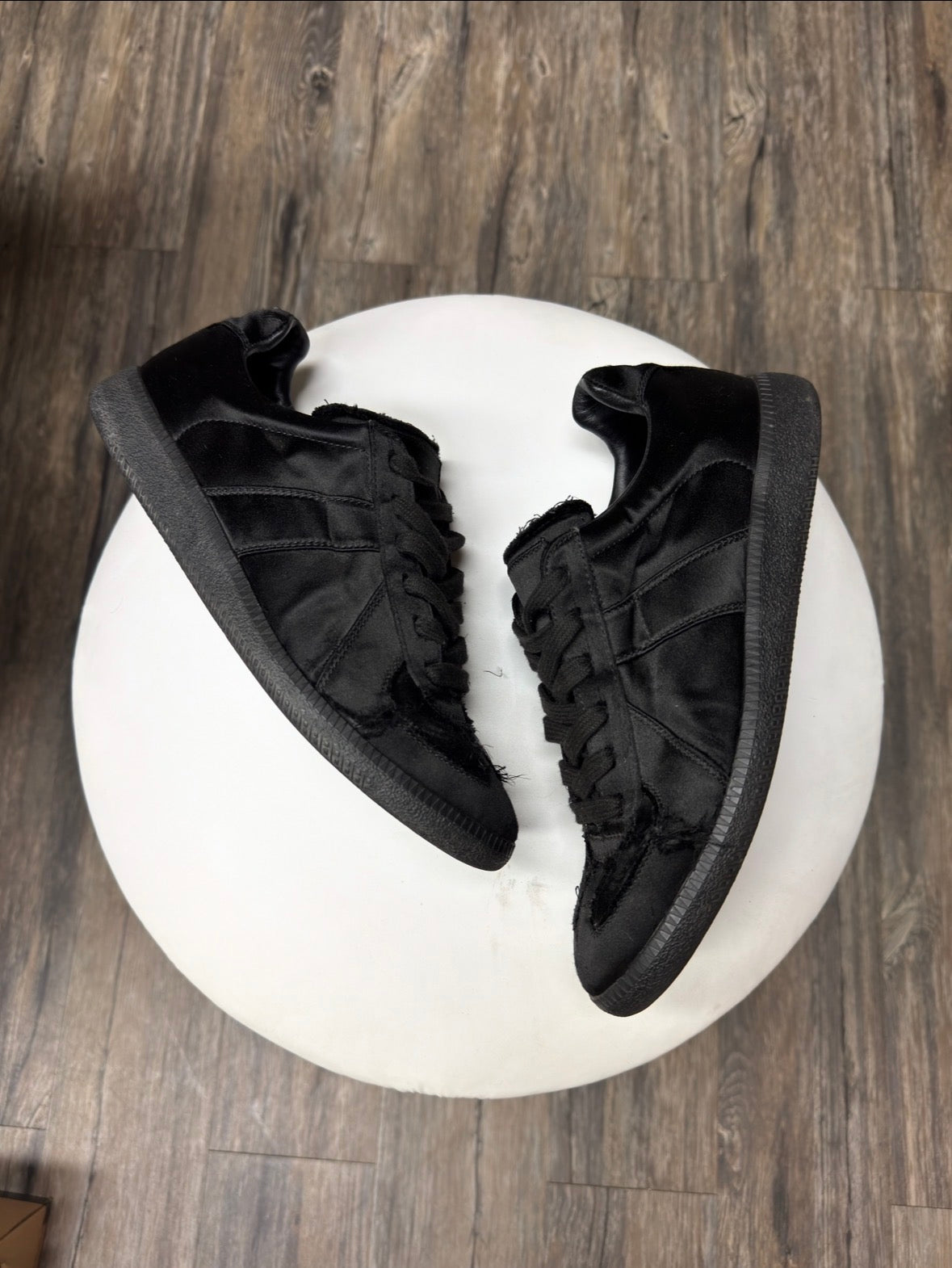 BLACK FAUX FUR MARGIELA GATS (7)