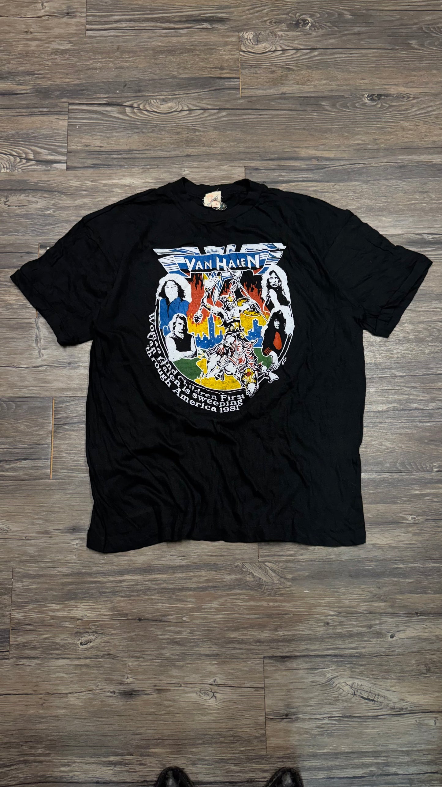 1980'S VAN HALEN TOUR TEE (L)