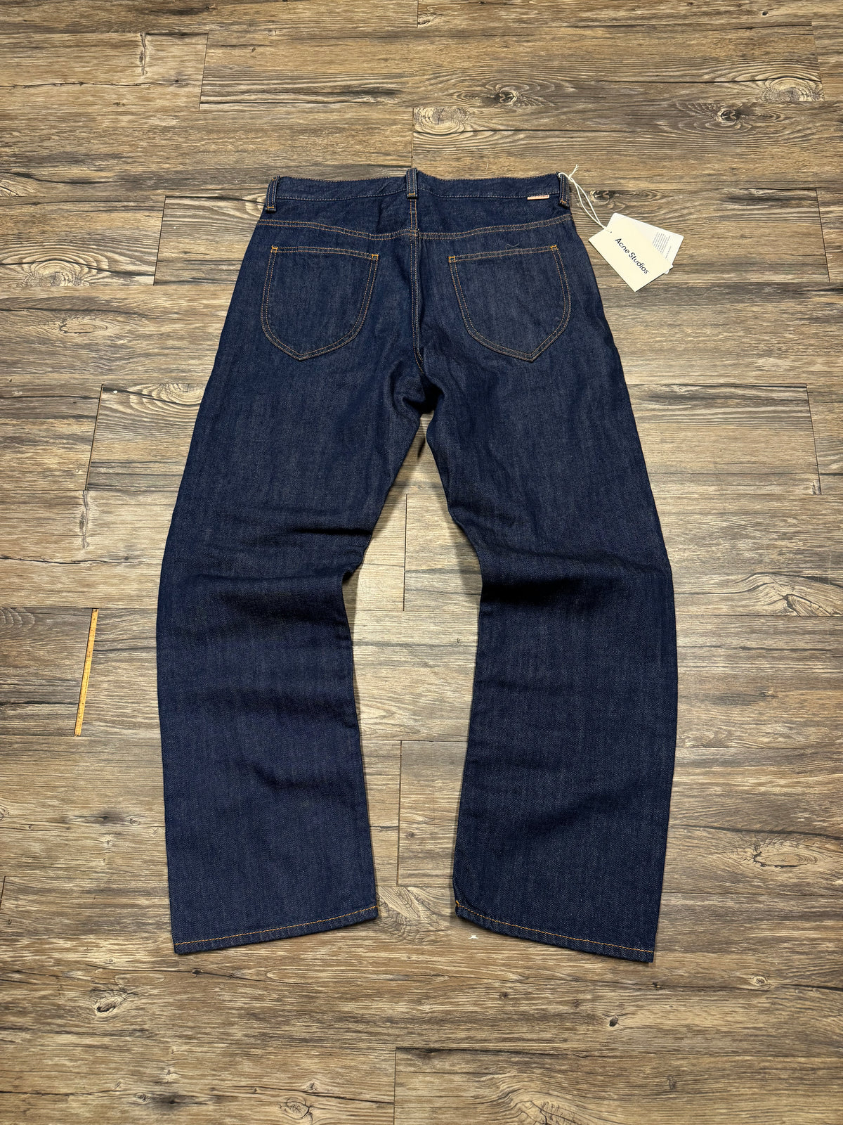 ACNE STUDIOS DARK BLUE WASH FLATE JEANS (32x32)