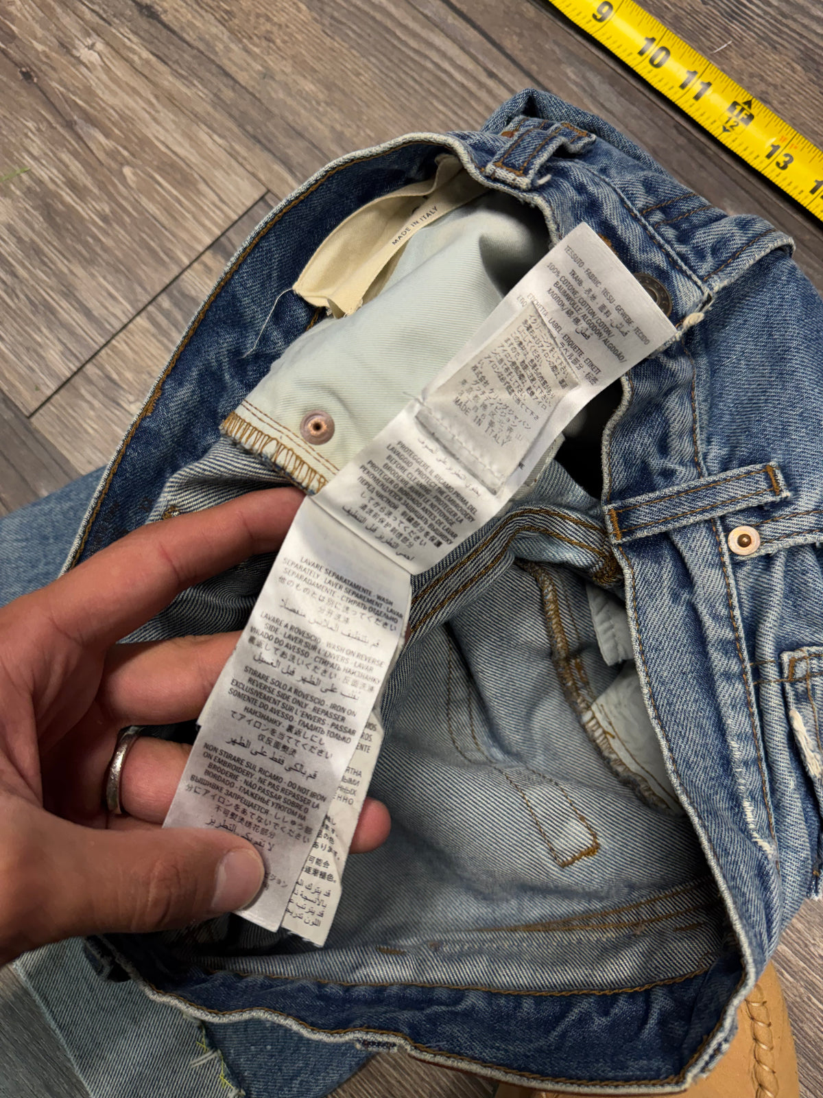 GUCCI BOOTCUT DISTRESSED FOLDED DENIM JEANS (30)