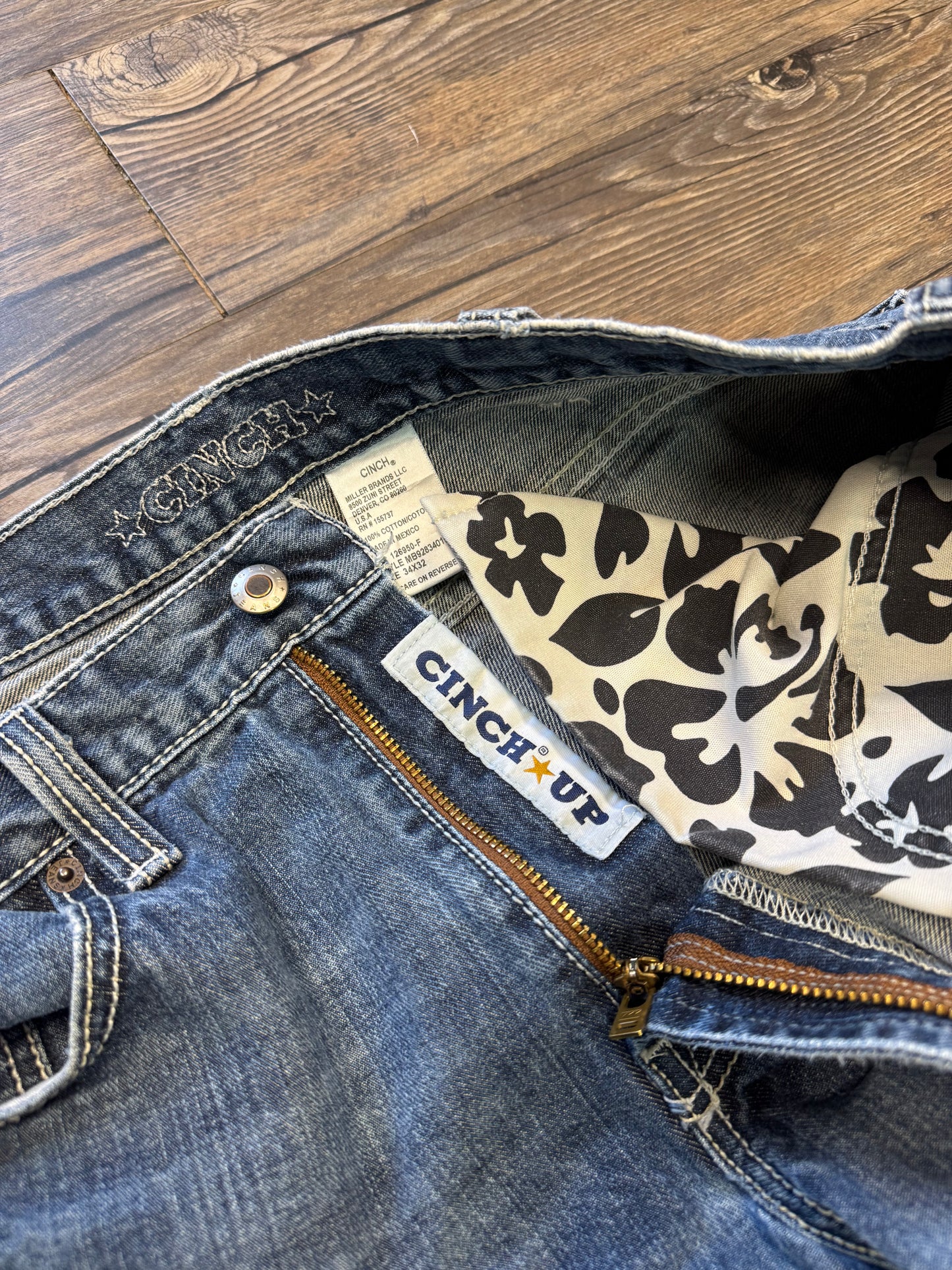 CINCH UP BOOTCUT Y2K JEANS (34x32)