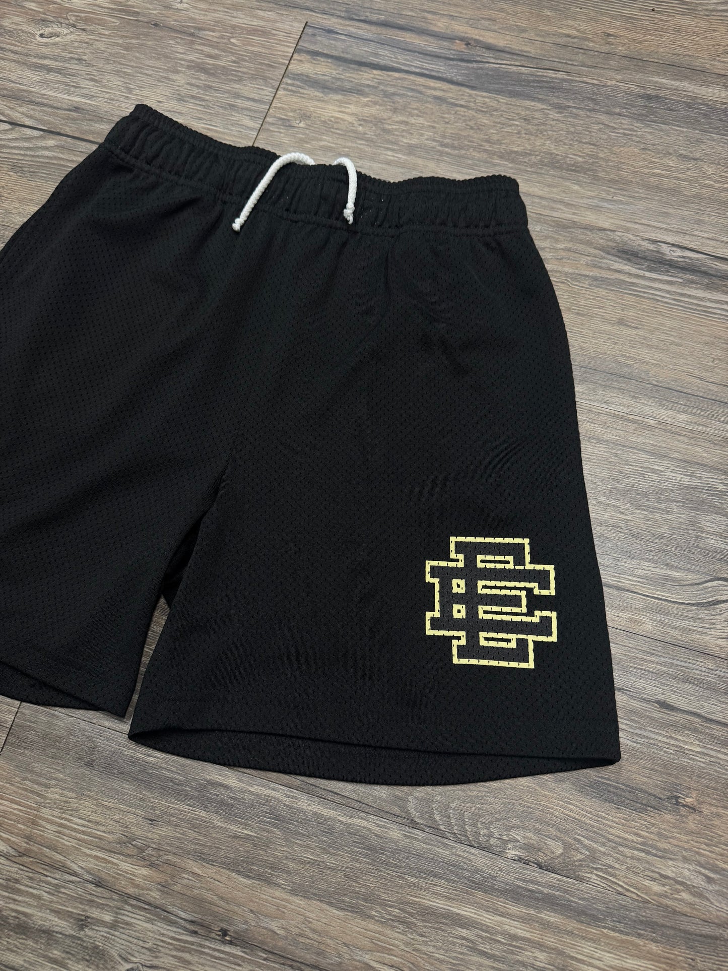 ERIC EMMANUEL BASIC BLACK/BLACK SHORTS (M)