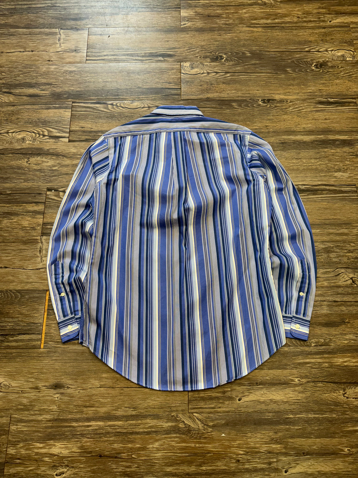 POLO RALPH LAUREN BABY BLUE STRIPED BUTTON UP SHIRT (M)