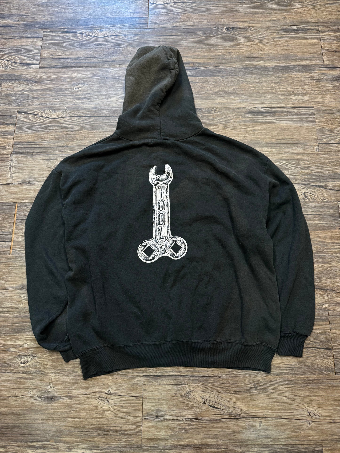 VINTAGE 2000’s TOOL WRENCH HOODED SWEATSHIRT (XL)