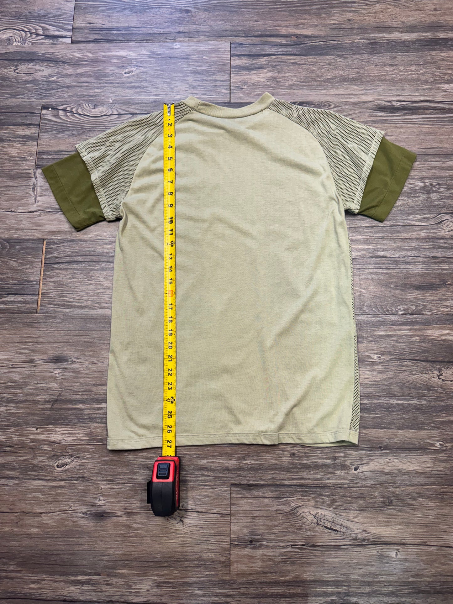VTG LAYERED SAGE GREEN PINHOLE T-SHIRT (S)