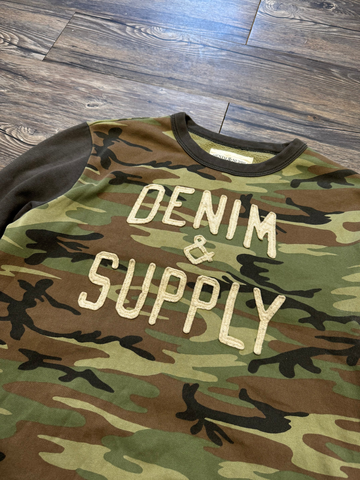 RALPH LAUREN DENIM & SUPPLY CAMO MIXED COLOR SWEATER (M)