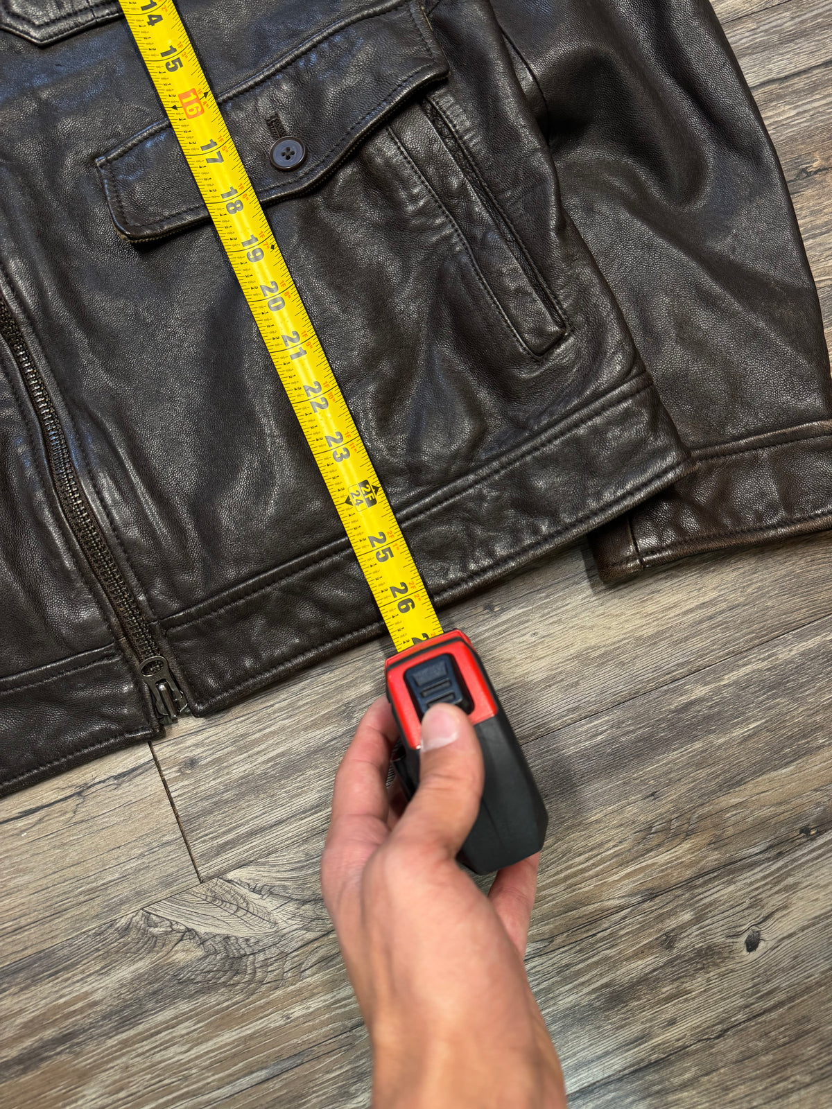 BANANA REPUBLIC POCKET COLLAR LEATHER JACKET (M)