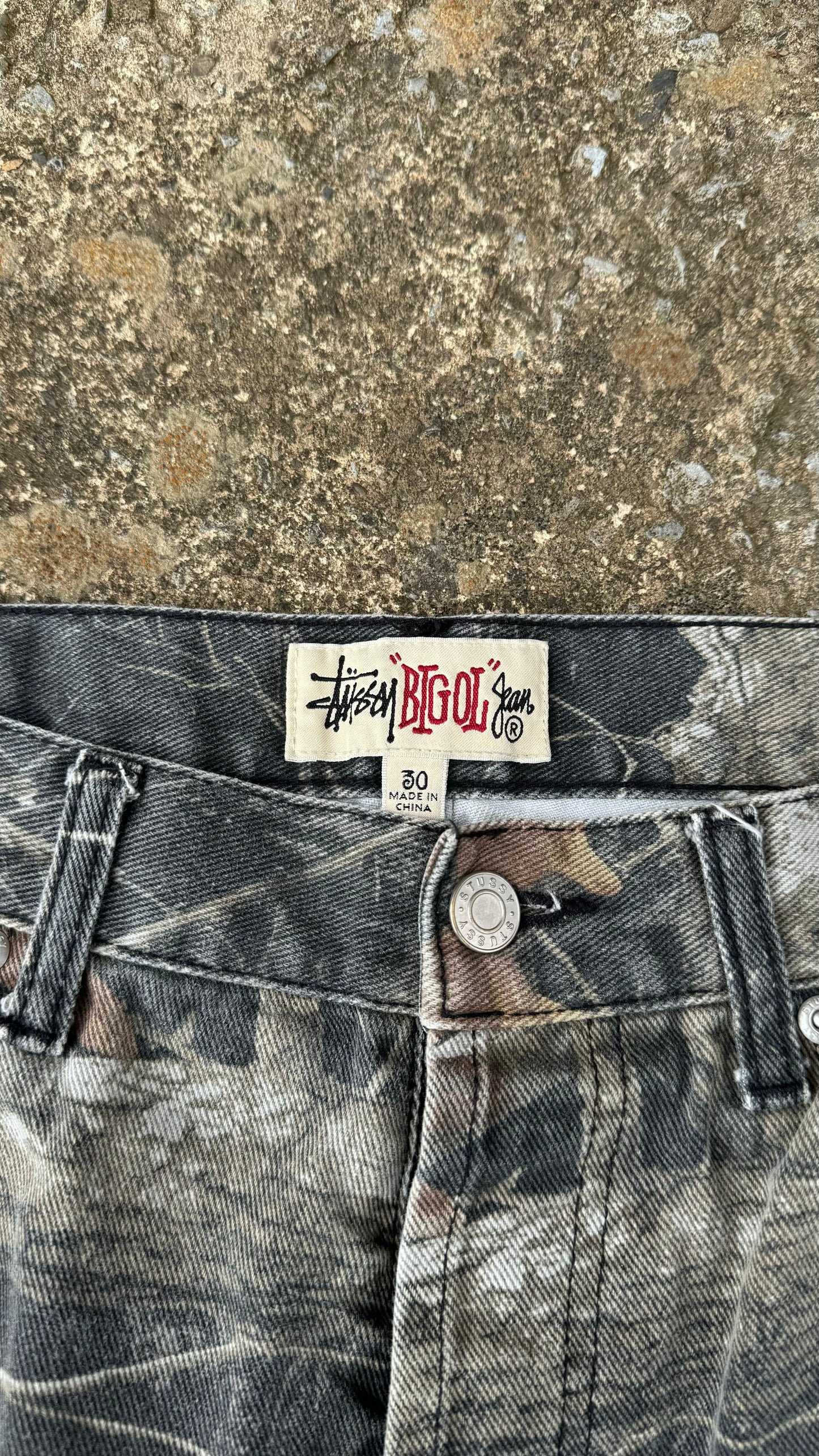 STUSSY REALTREE CAMO BIG OL' JEANS (30)
